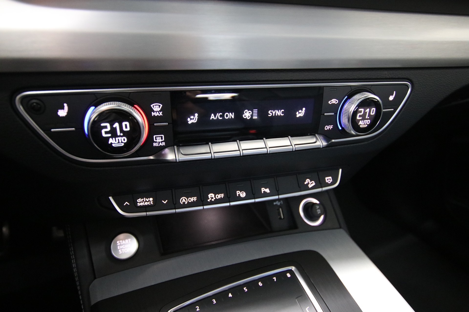 AUDI Q5 *S-Line * 50 TDI sport quattro tiptronic-image-25