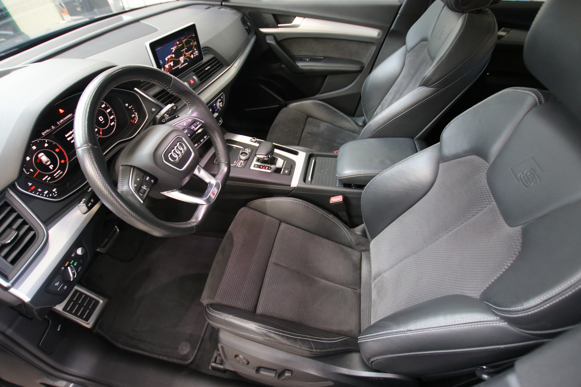 AUDI Q5 *S-Line * 50 TDI sport quattro tiptronic-image-11