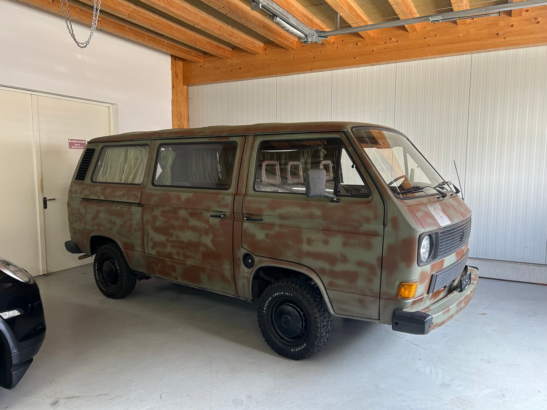VW T3 Typ 2 *9-Plätzer*-image-2