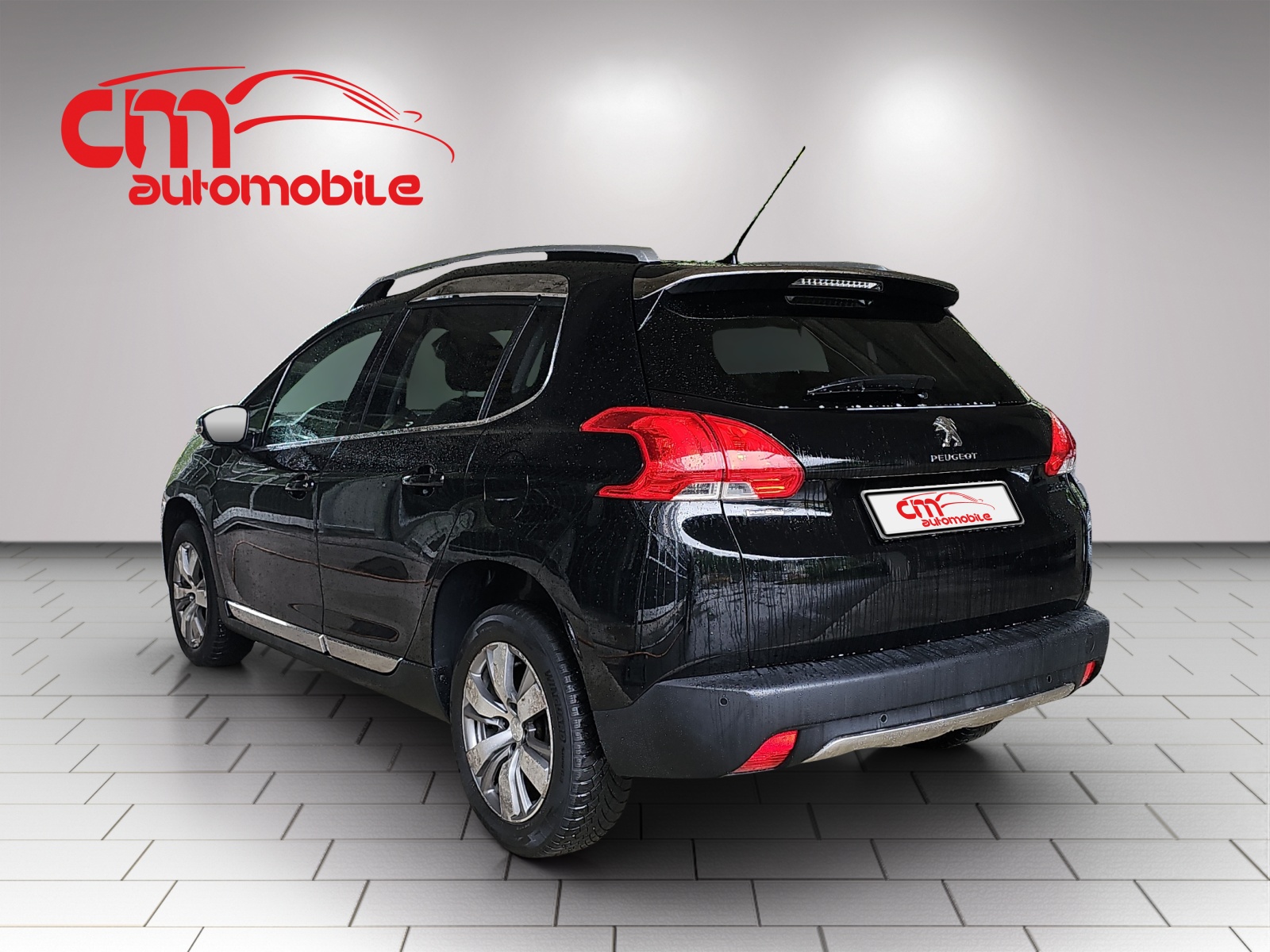 PEUGEOT 2008 1.2 PureTech Allure EAT6-showroom-element-1