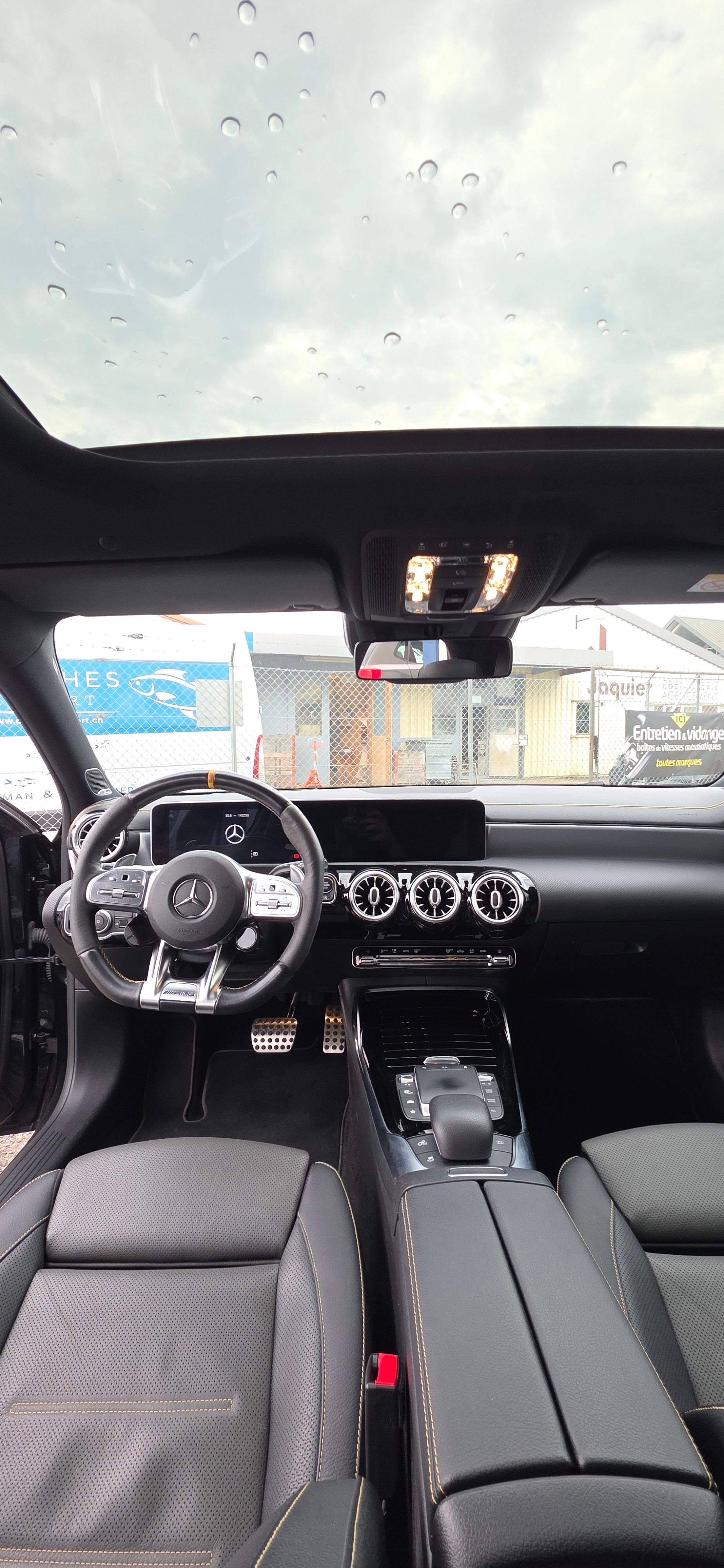 MERCEDES-BENZ A 45 S AMG 4Matic+ Edition 1 Speedshift-image-8