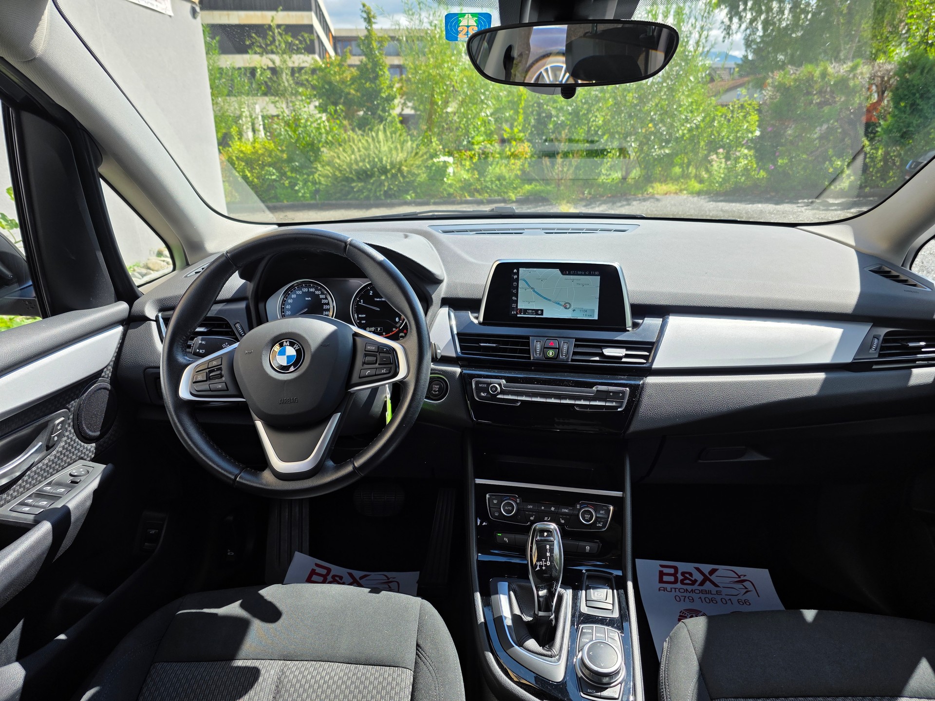 BMW 218d xDrive Gran Tourer Steptronic-image-8