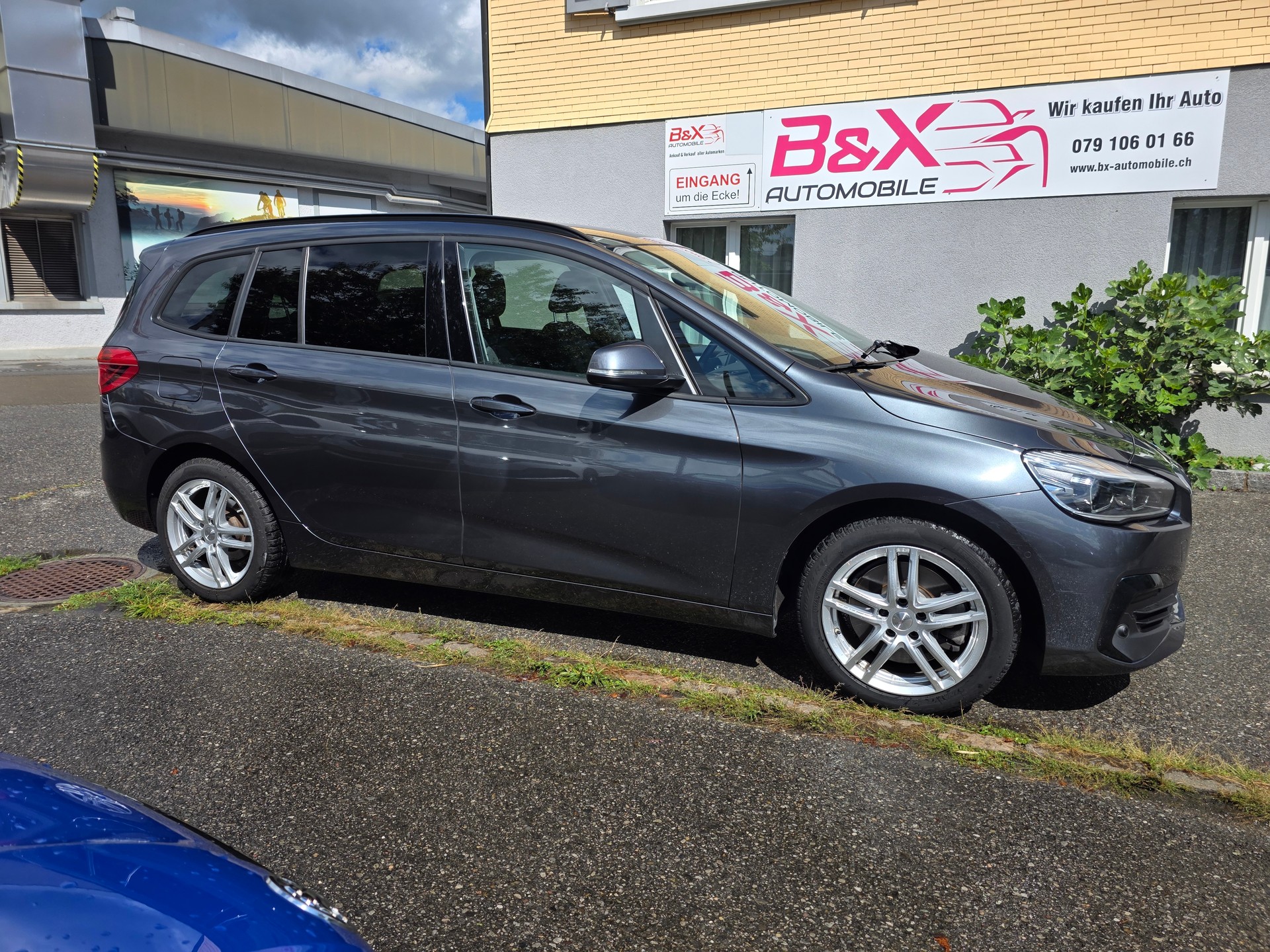 BMW 218d xDrive Gran Tourer Steptronic-image-3