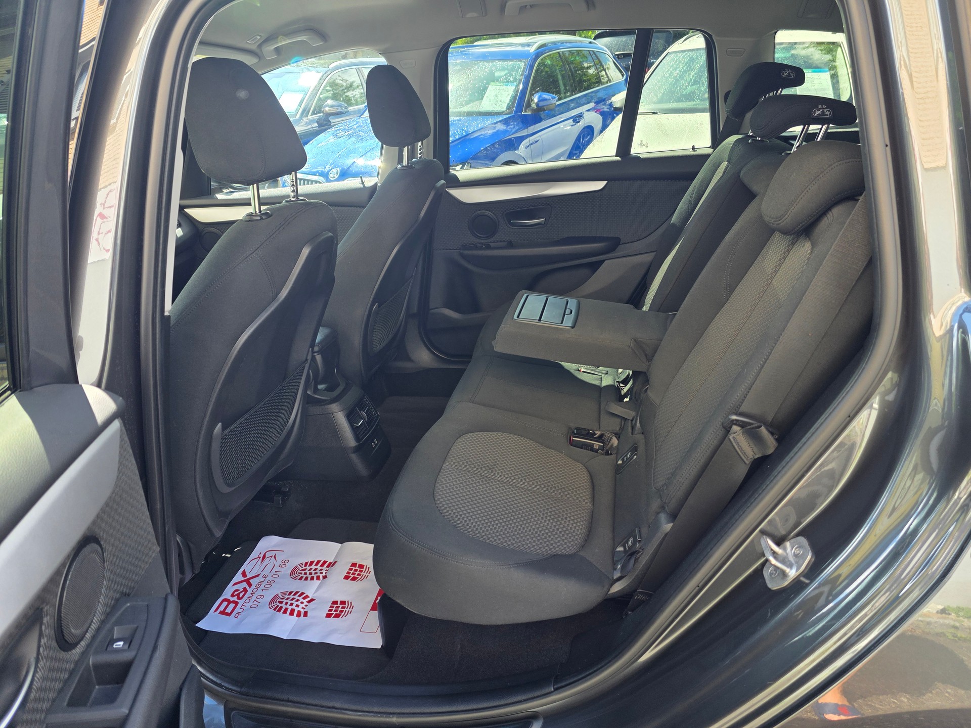 BMW 218d xDrive Gran Tourer Steptronic-image-12