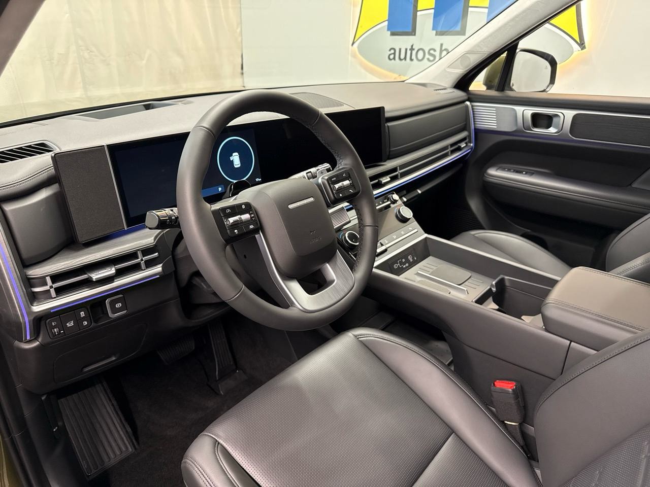 HYUNDAI Santa Fe 1.6 T-GDi PHEV Calligraphy 4WD Automatic-image-3