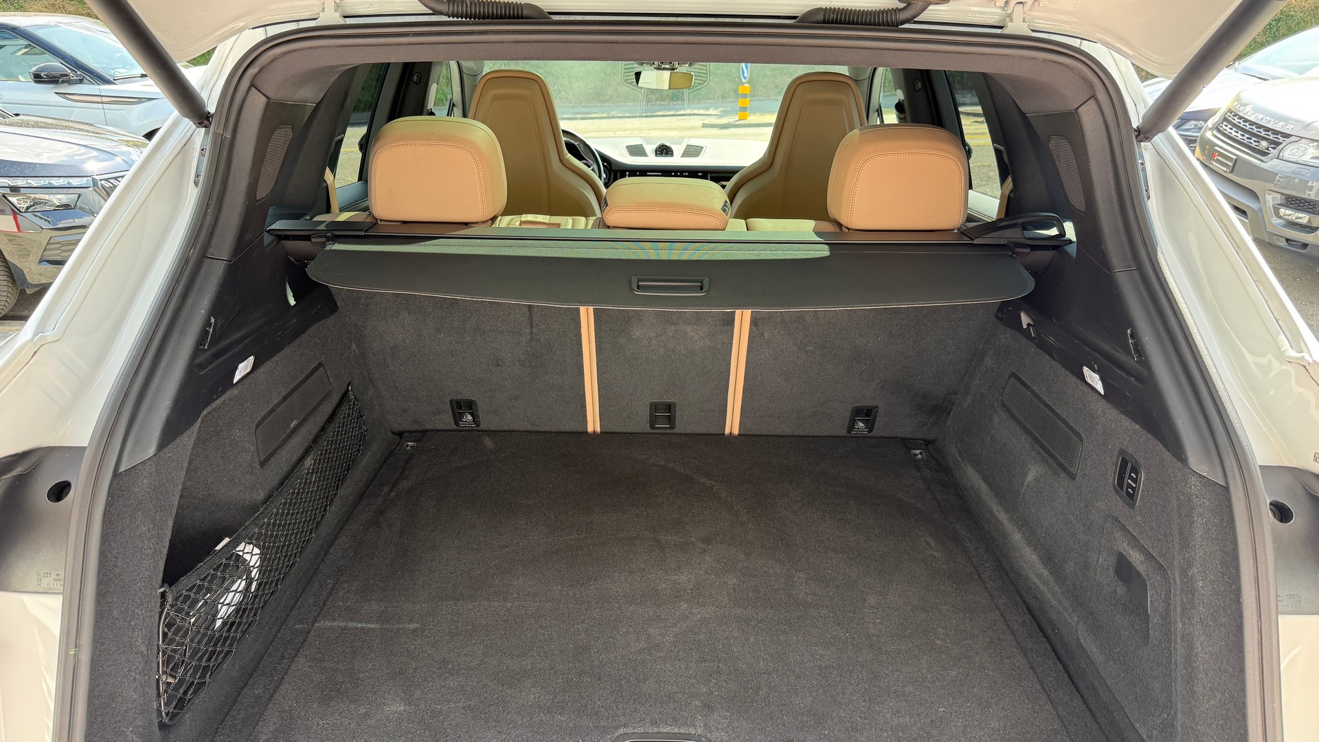 PORSCHE Cayenne E-Hybrid-image-31