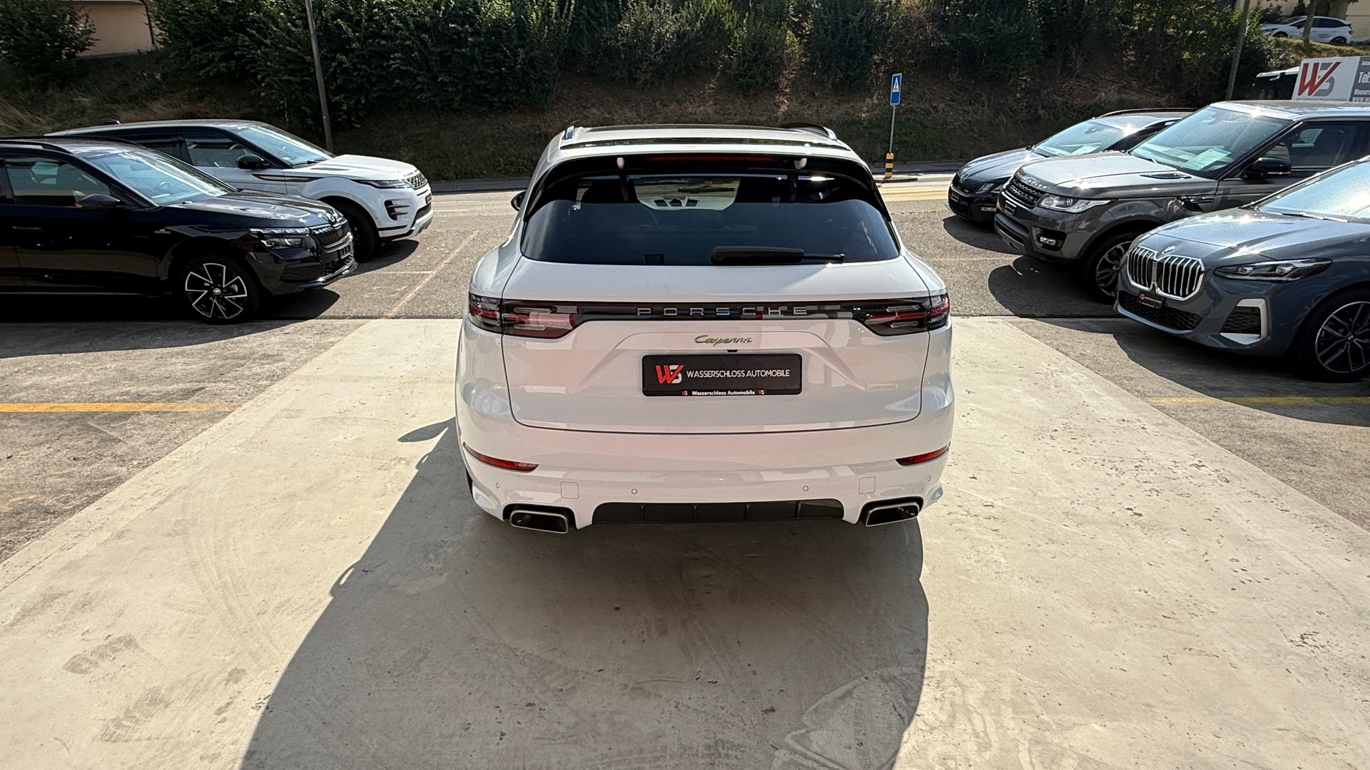 PORSCHE Cayenne E-Hybrid-image-6