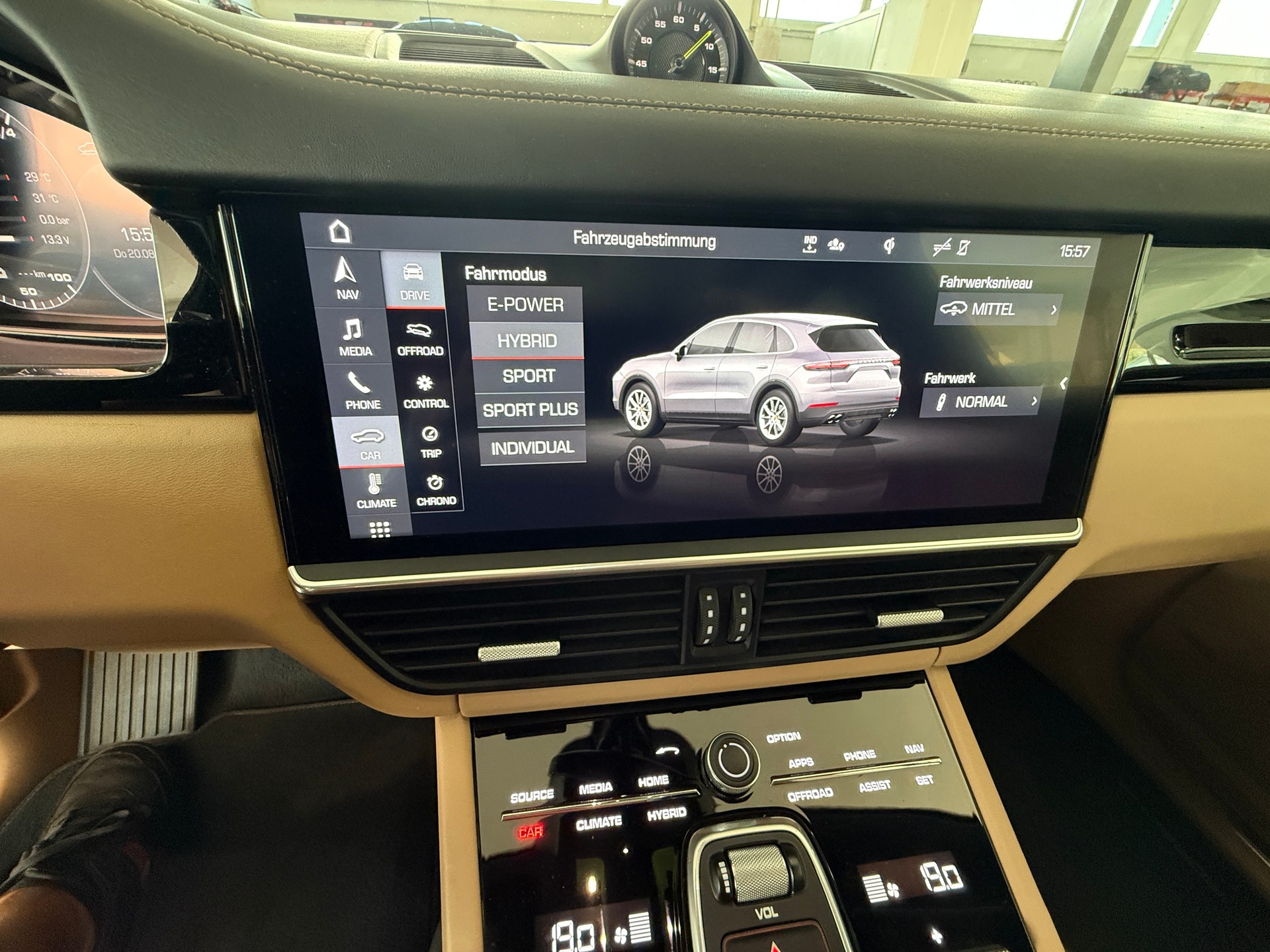 PORSCHE Cayenne E-Hybrid-image-19