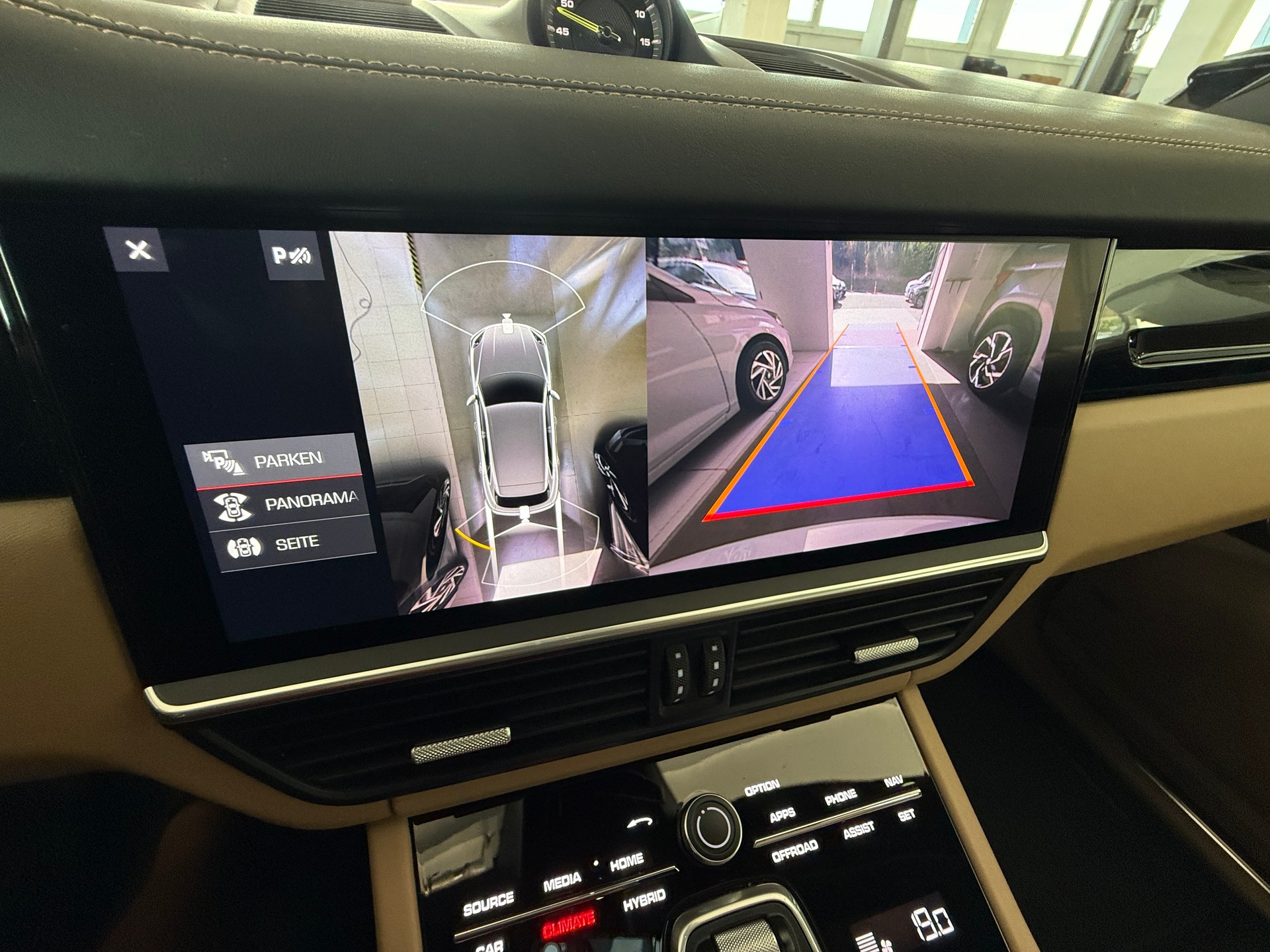 PORSCHE Cayenne E-Hybrid-image-17