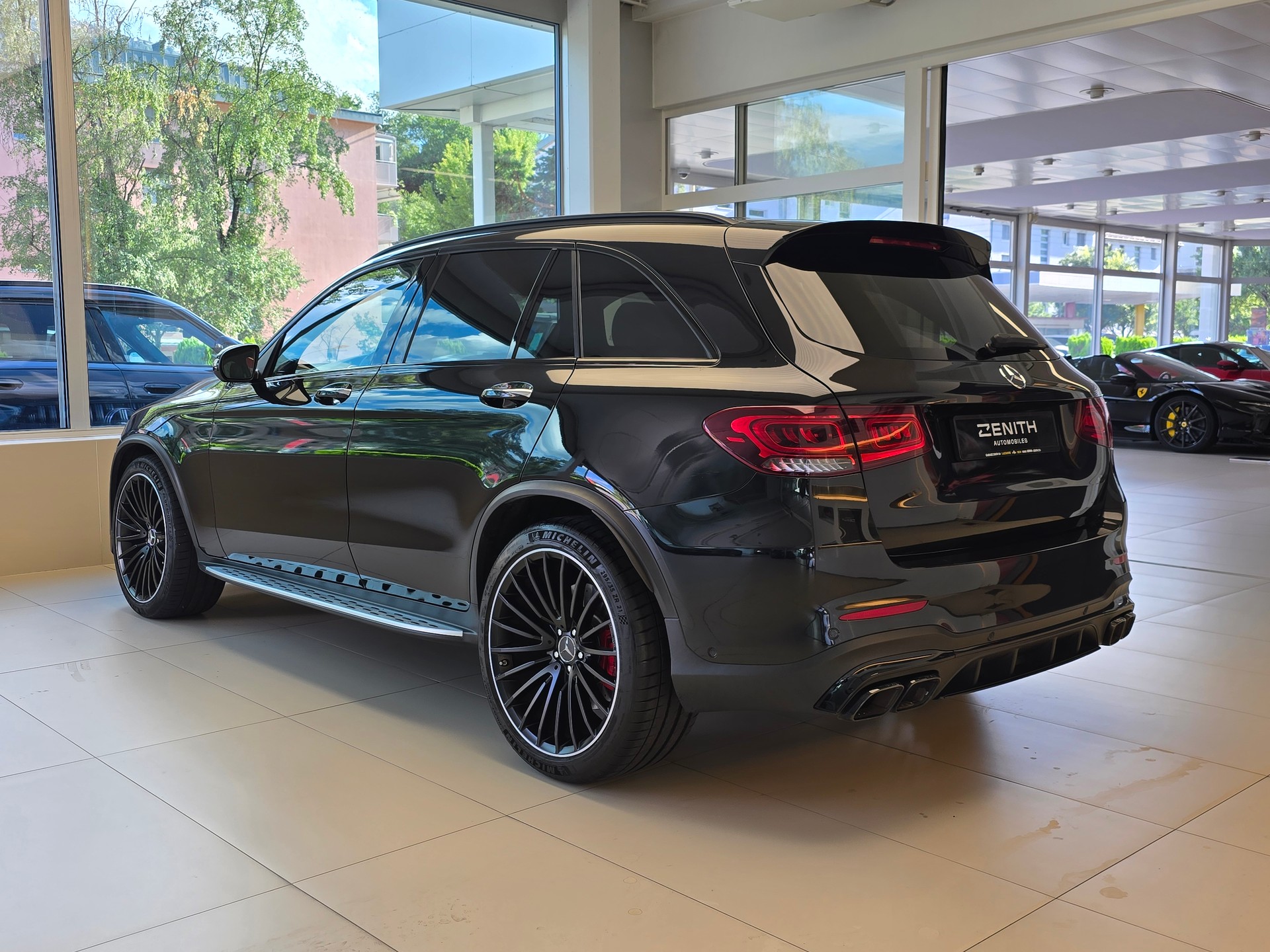 MERCEDES-BENZ GLC 63 S AMG 4Matic+ 9G-Tronic-image-6