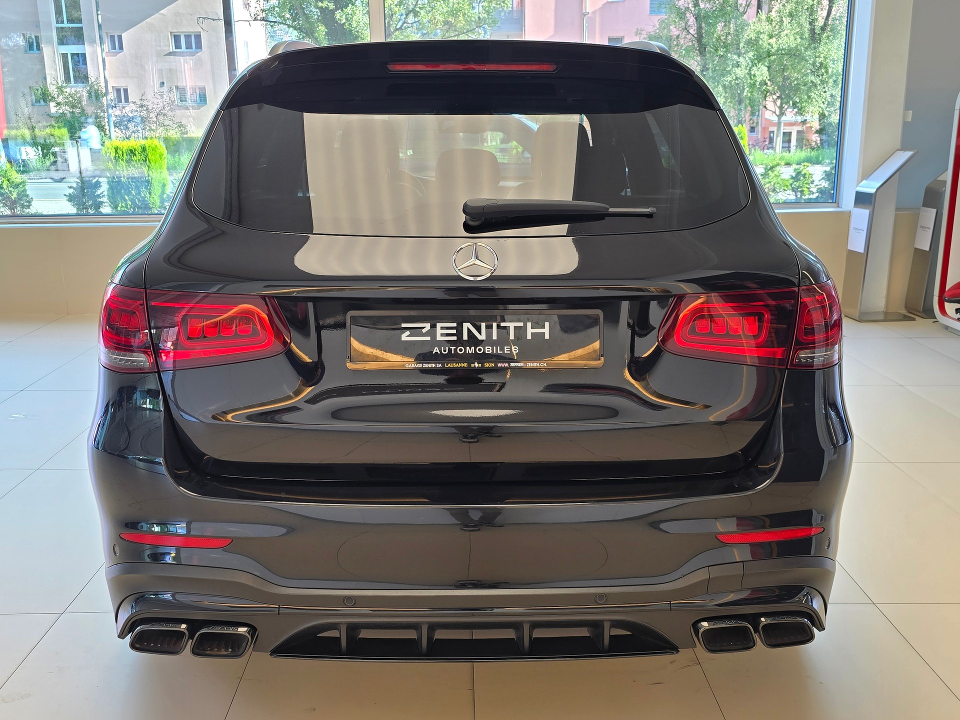 MERCEDES-BENZ GLC 63 S AMG 4Matic+ 9G-Tronic-image-5