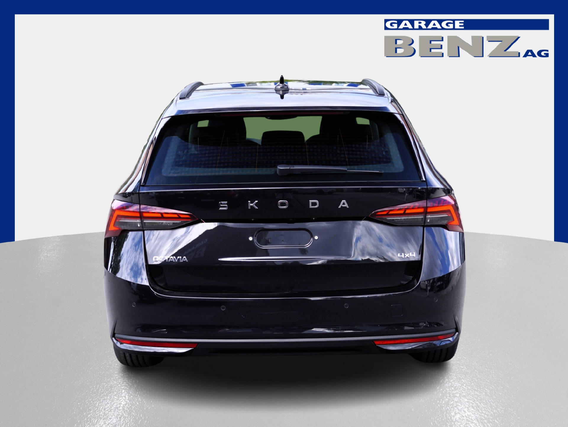 SKODA Octavia Combi 2.0 TSI Selection 4x4 DSG-image-2