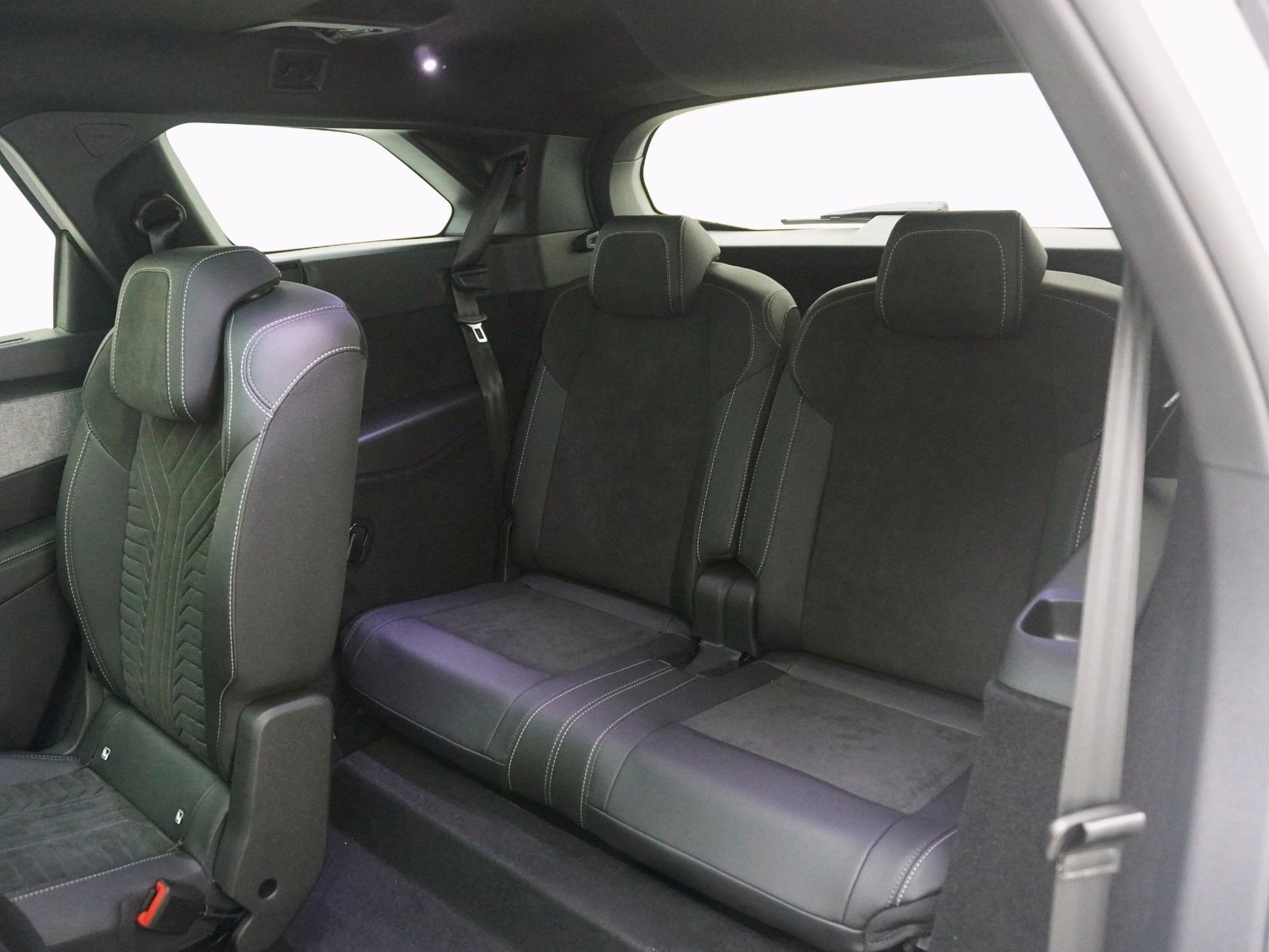 PEUGEOT 5008 1.6 PHEV GT Exclusive 7Plätzer-image-15