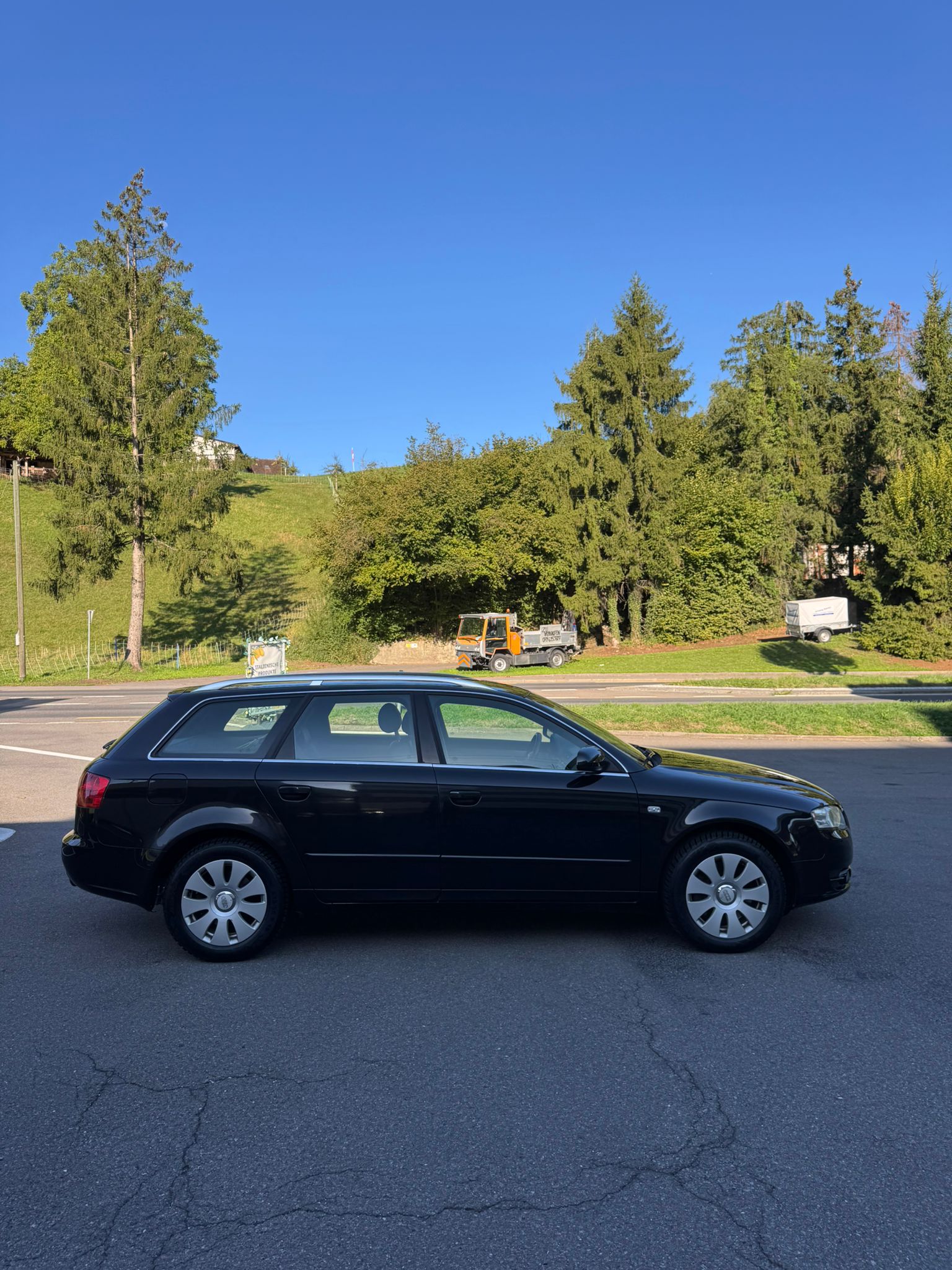AUDI A4 Avant 2.0 Turbo FSI quattro-image-7