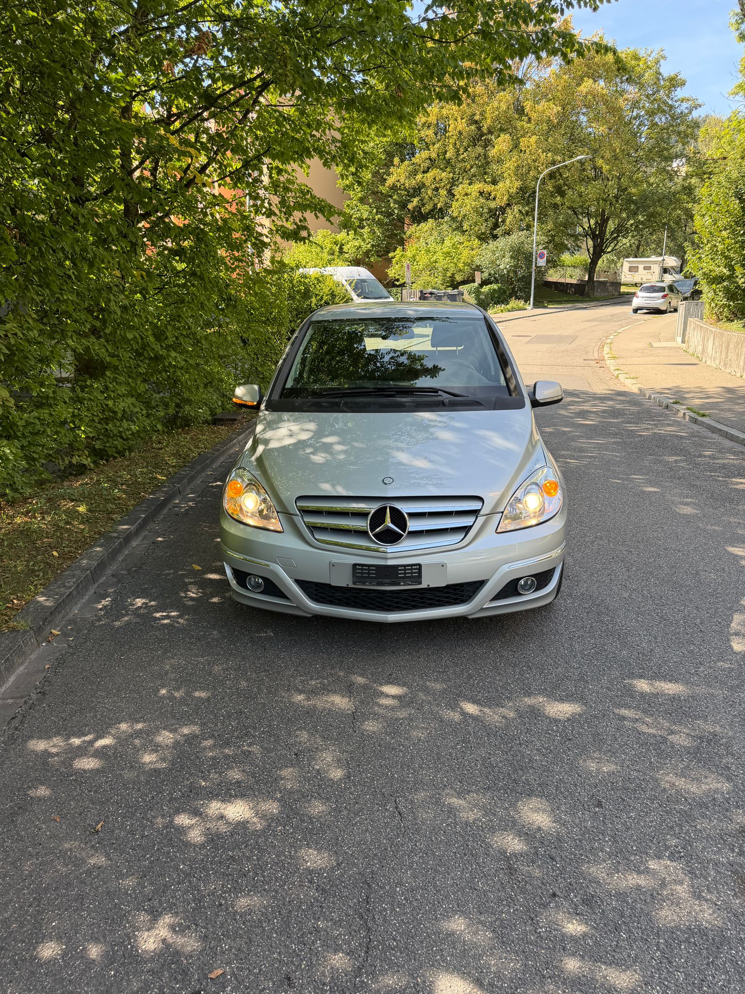 MERCEDES-BENZ B 180 CDI-image-0