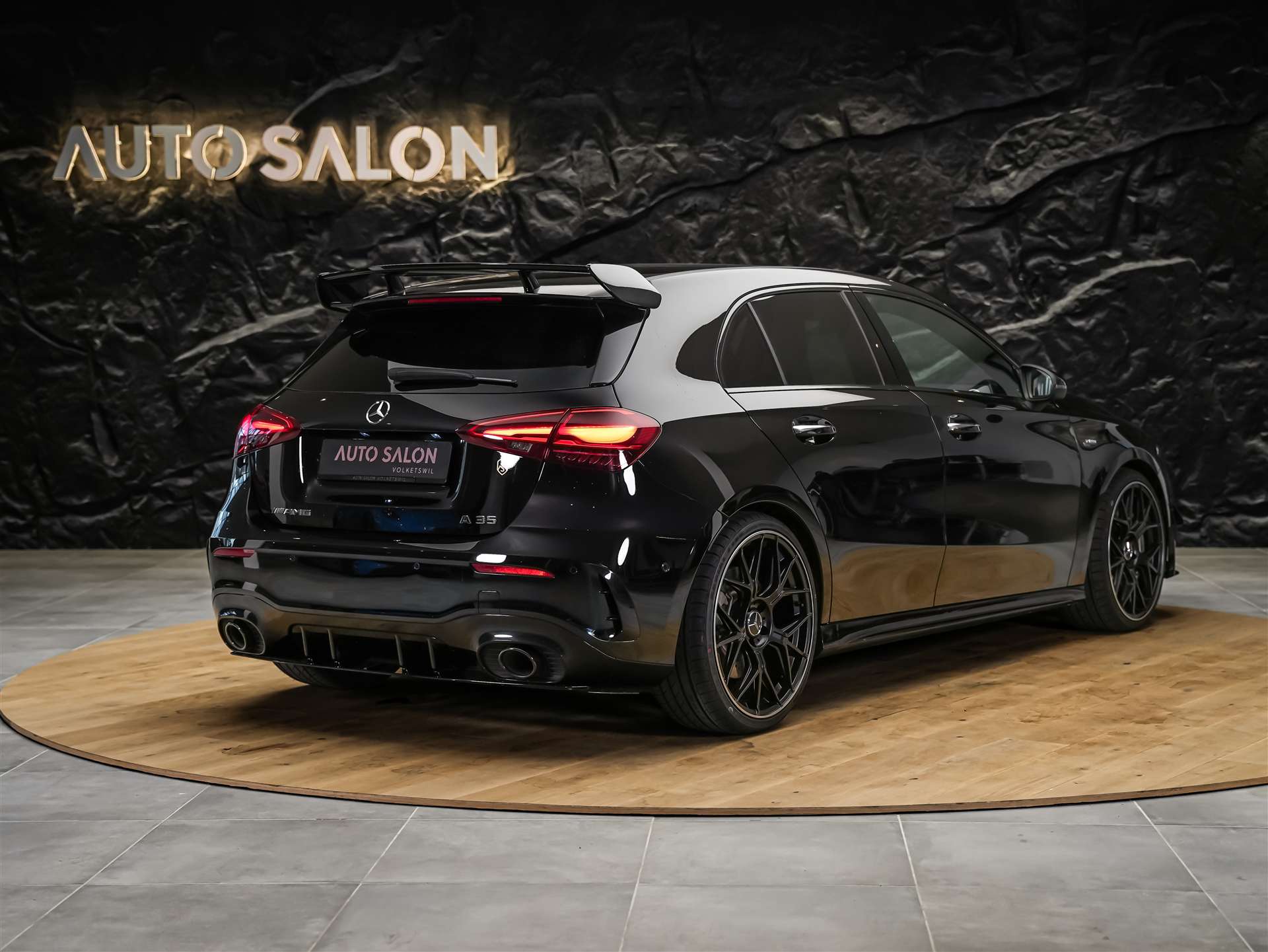 MERCEDES-BENZ A 35 AMG 4Matic 8G-DCT *Facelift*20" Felgen*Aeropaket*-image-4