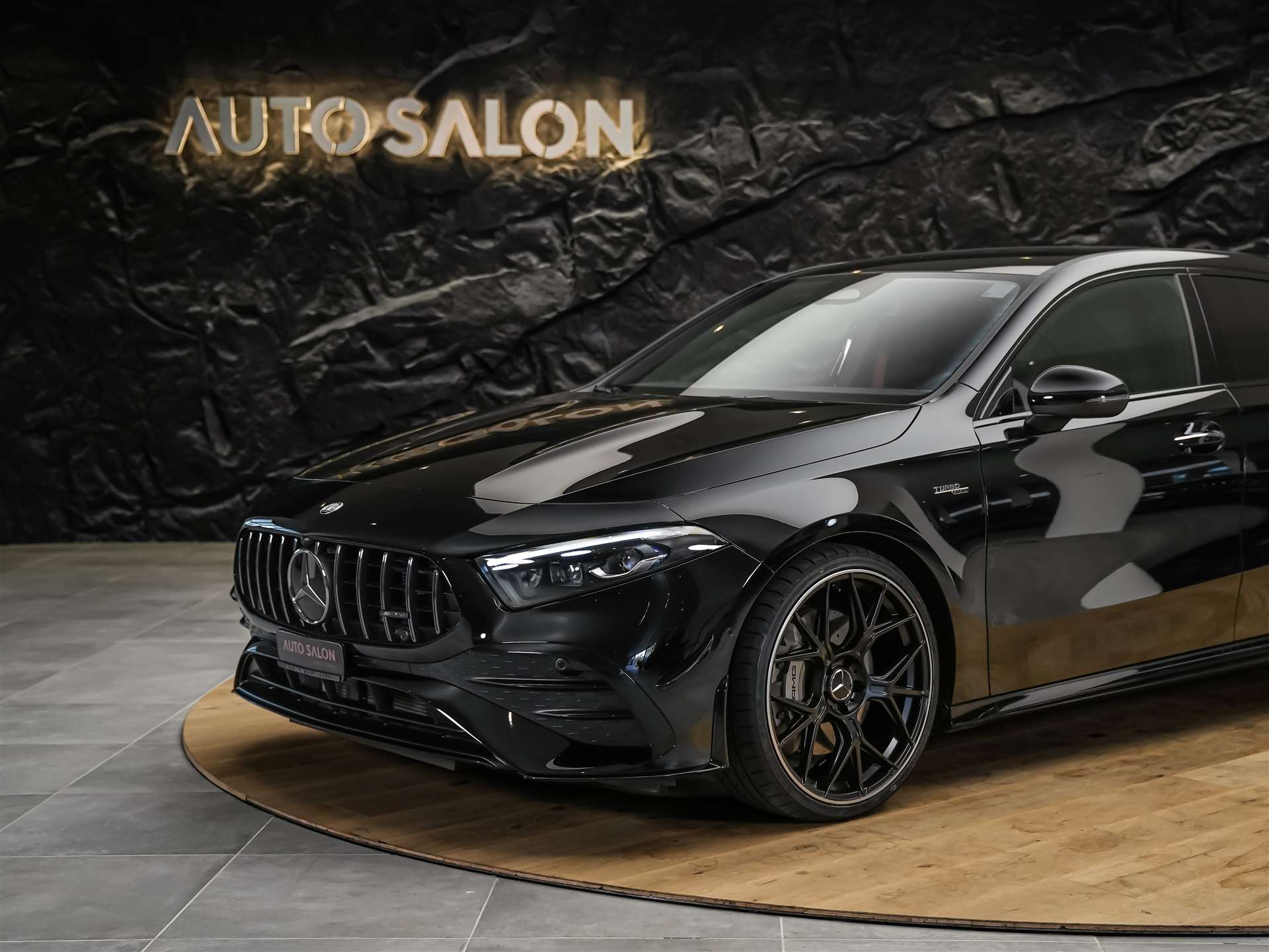MERCEDES-BENZ A 35 AMG 4Matic 8G-DCT *Facelift*20" Felgen*Aeropaket*-image-13