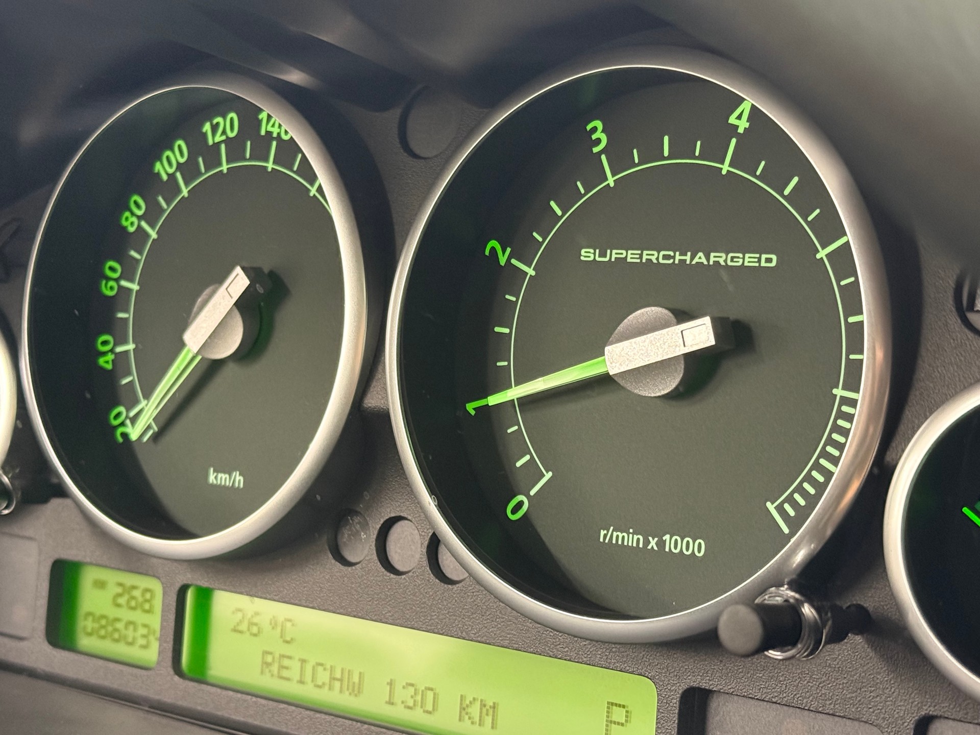 LAND ROVER Range Rover 4.2 V8 SC SUPERCHARGED-image-17