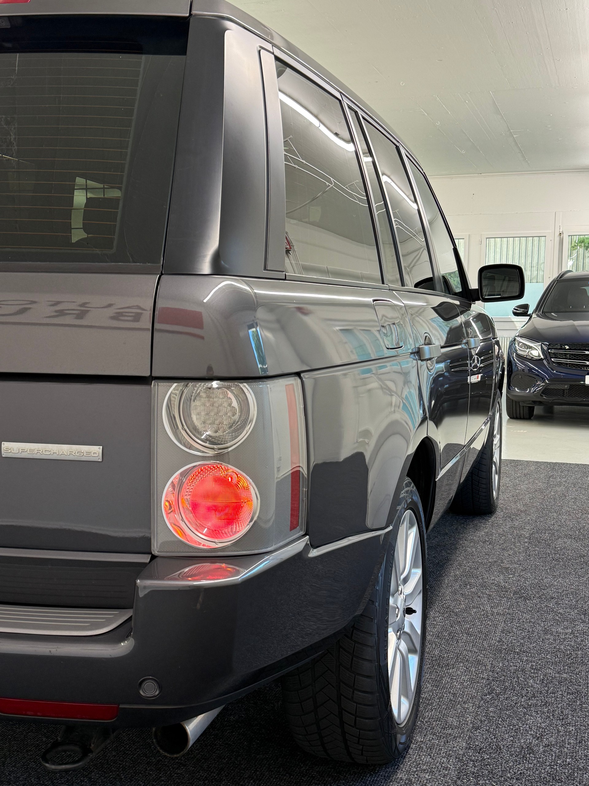 LAND ROVER Range Rover 4.2 V8 SC SUPERCHARGED-image-6