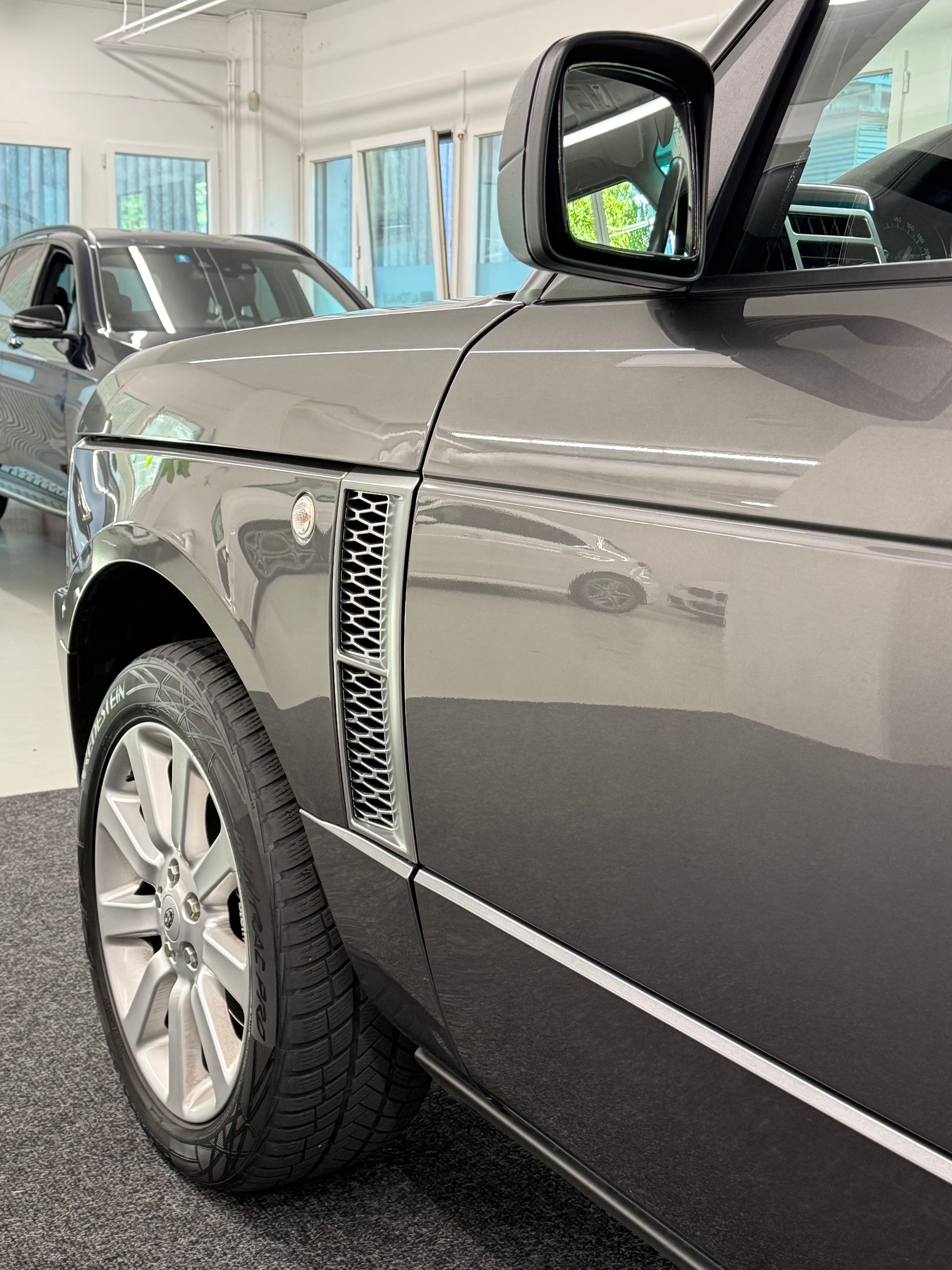 LAND ROVER Range Rover 4.2 V8 SC SUPERCHARGED-image-12