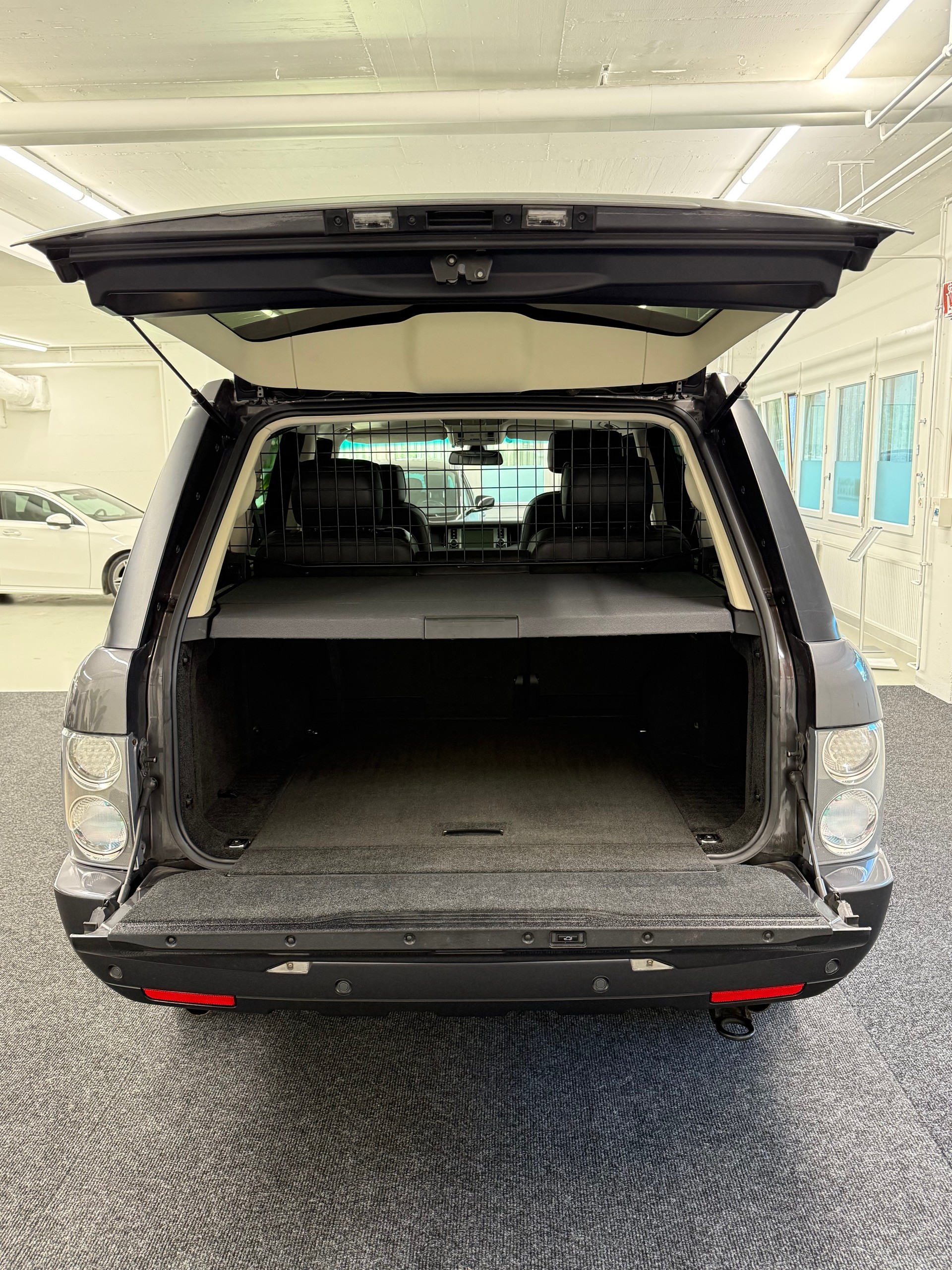 LAND ROVER Range Rover 4.2 V8 SC SUPERCHARGED-image-8