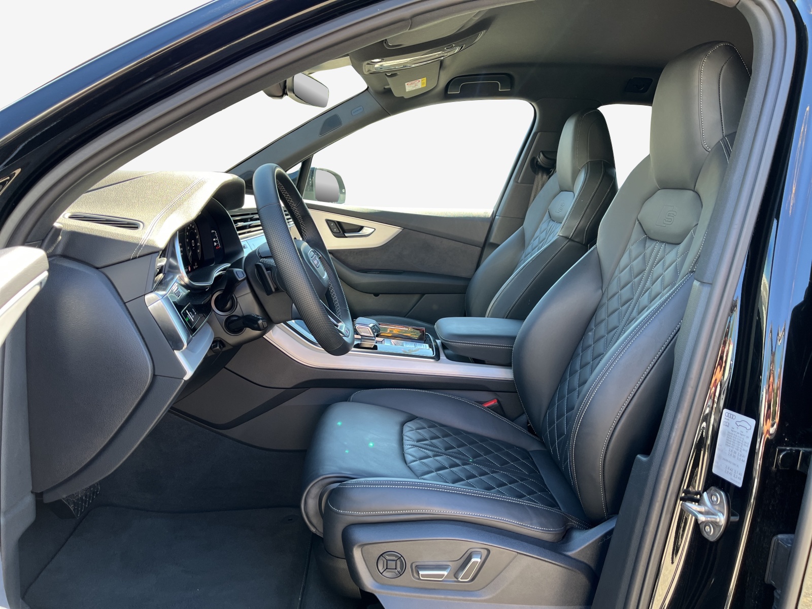 AUDI Q7 SUV TFSI e quattro 290 kW S line tiptronic-image-7