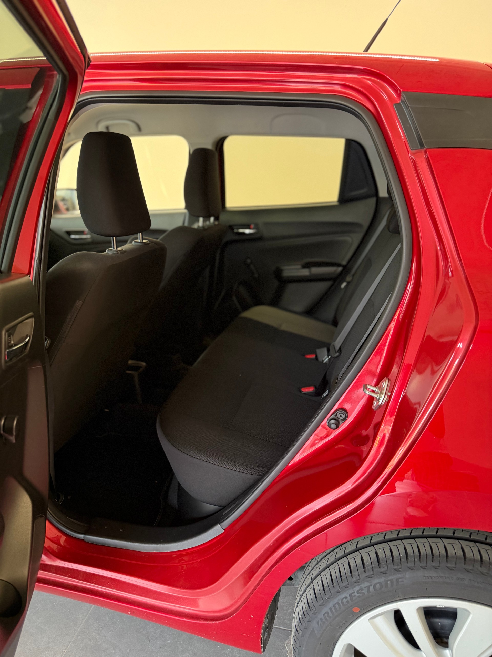 SUZUKI Swift 1.2i Compact+ Allgrip 4x4-image-7