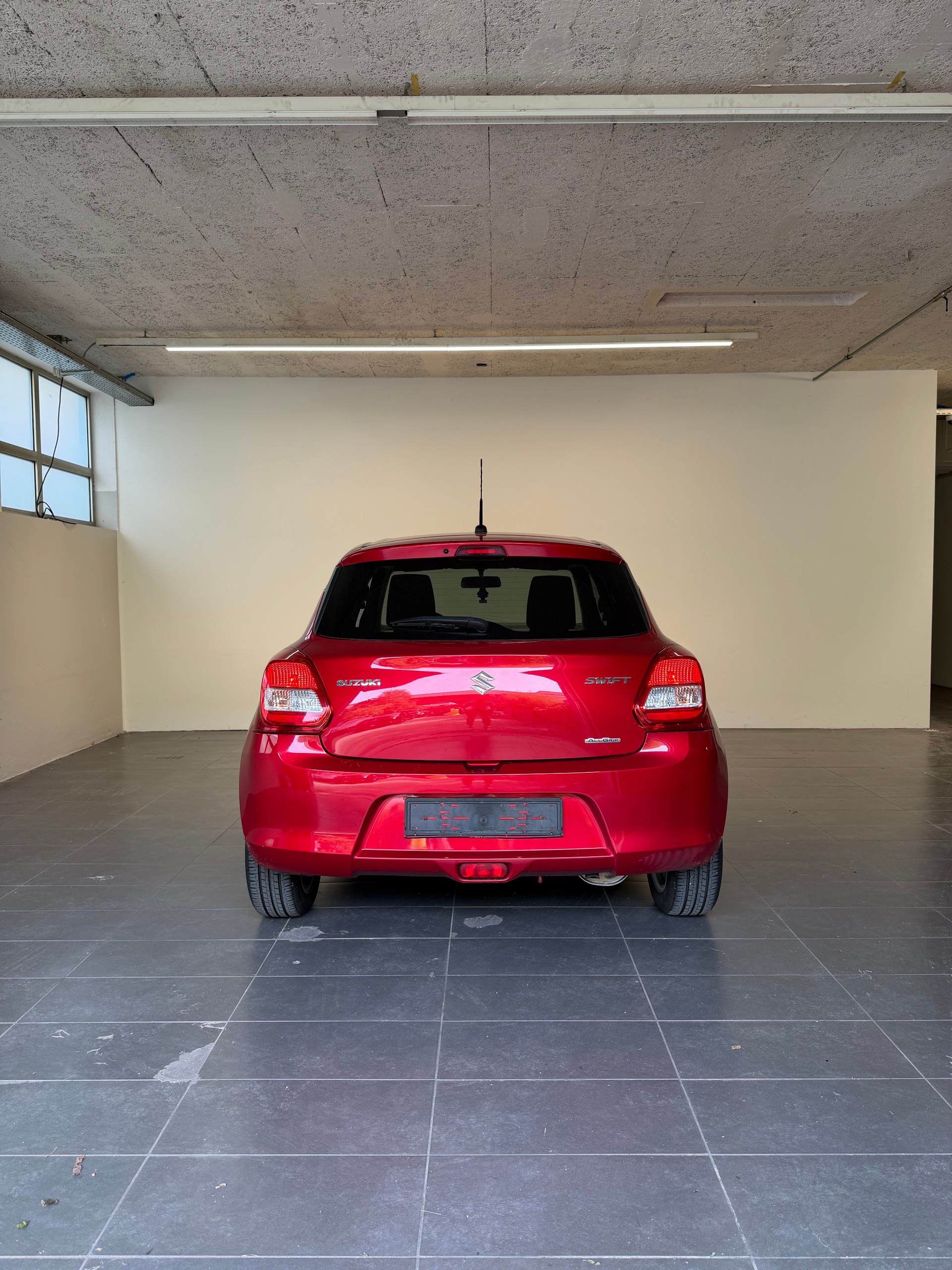 SUZUKI Swift 1.2i Compact+ Allgrip 4x4-image-9