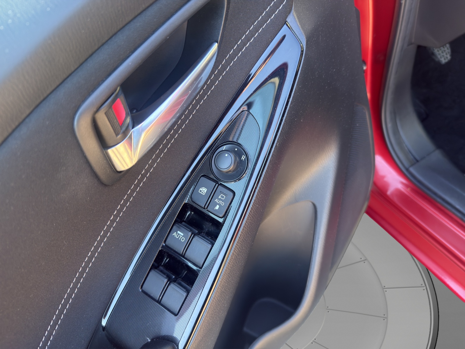 MAZDA 2 1.5 115 Revolution-image-9
