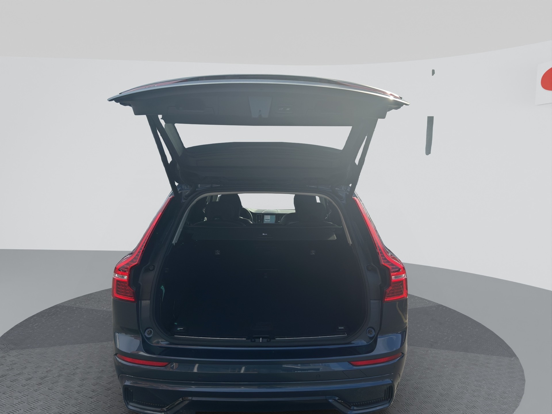 VOLVO XC60 B5 Benzin Mild Hybrid AWD Plus Dark Geartronic-image-1
