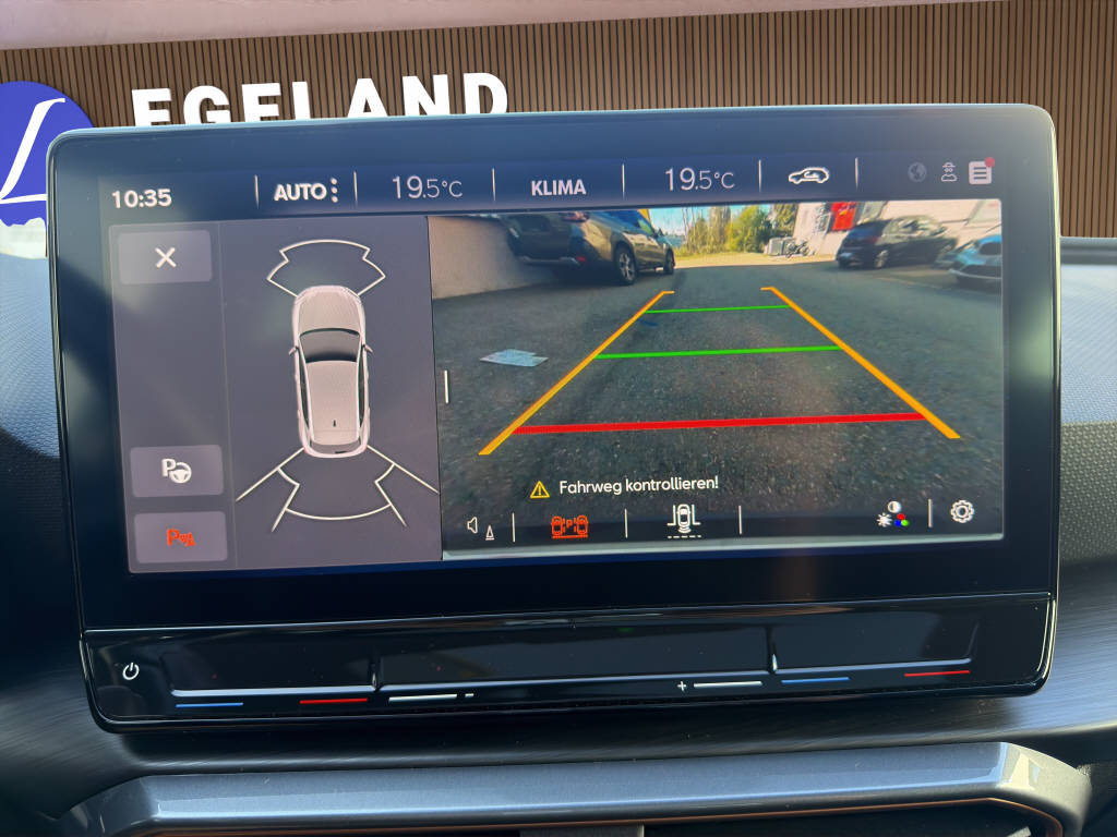 CUPRA Leon 1.5 eTSI DSG-image-18