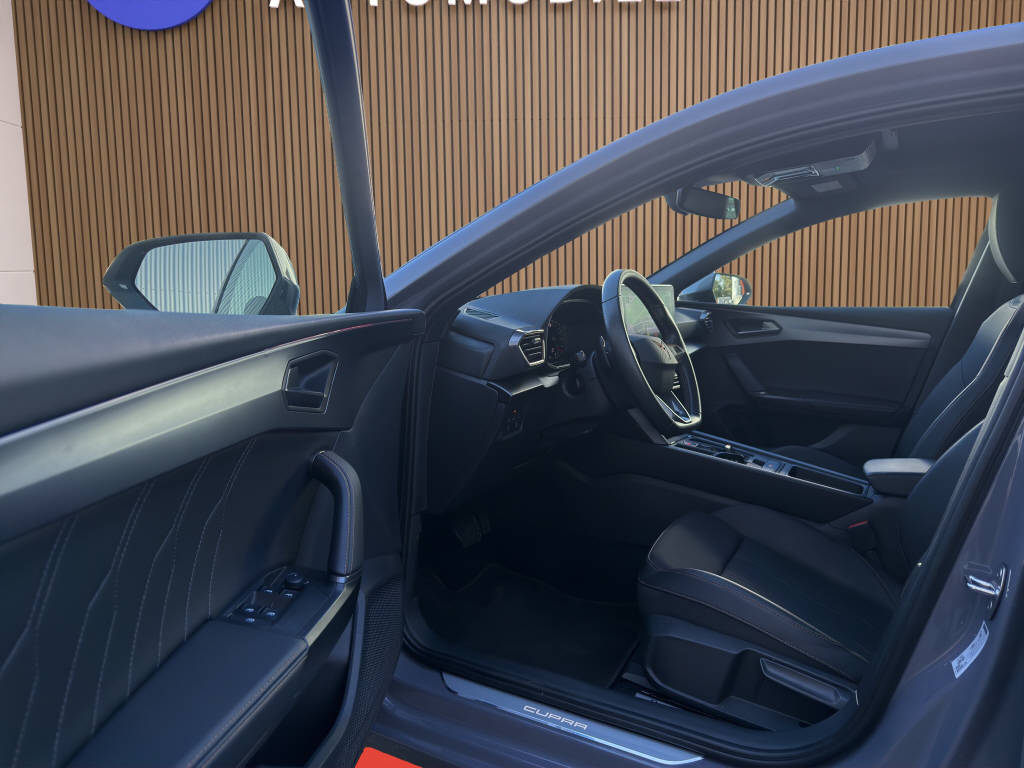 CUPRA Leon 1.5 eTSI DSG-image-10