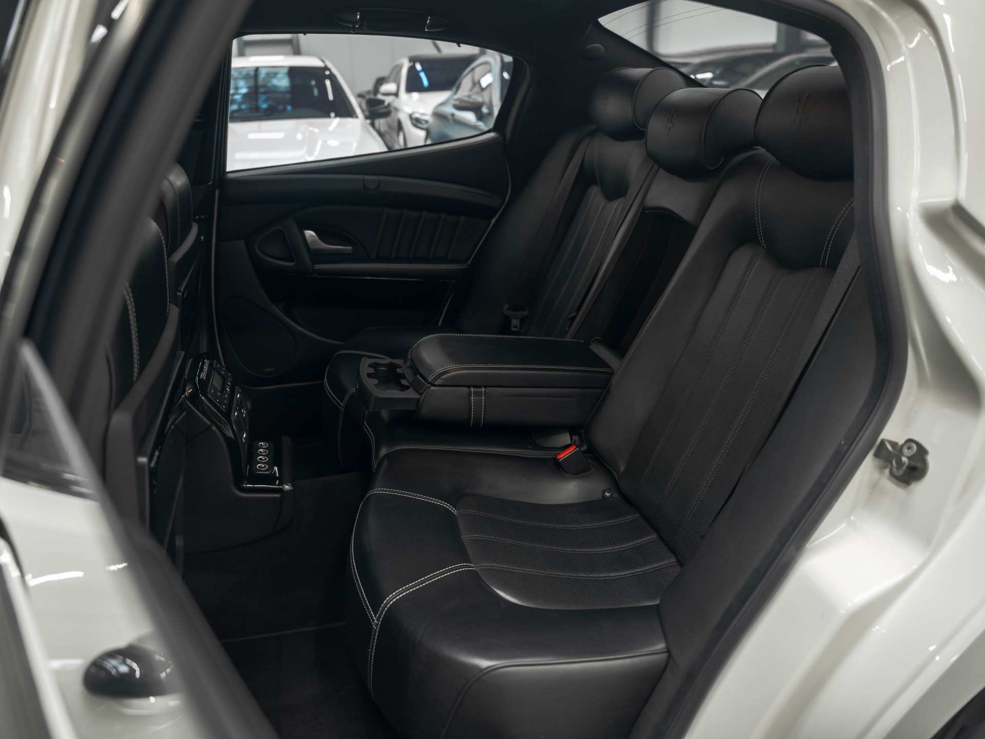 MASERATI Quattroporte 4.7 V8 S Automatica-image-11