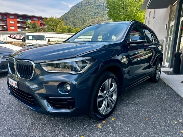 BMW X1 xDrive 18d Sport Line-image-1