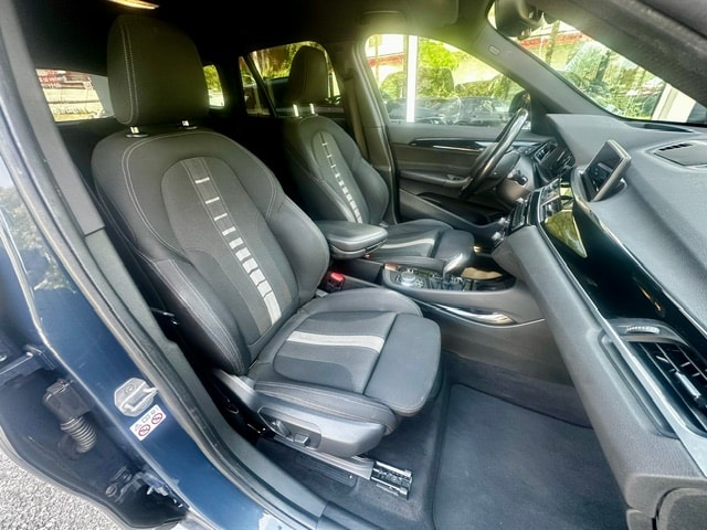 BMW X1 xDrive 18d Sport Line-image-17