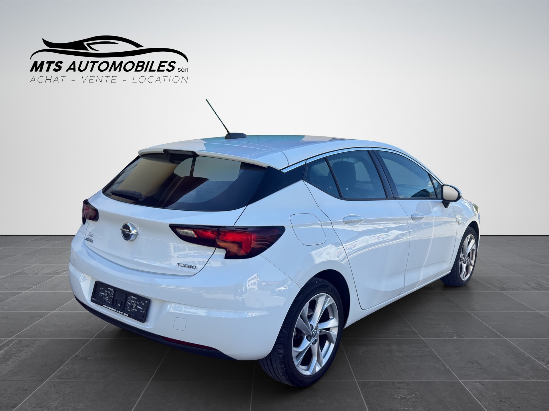 OPEL Astra 1.4i Turbo-image-5
