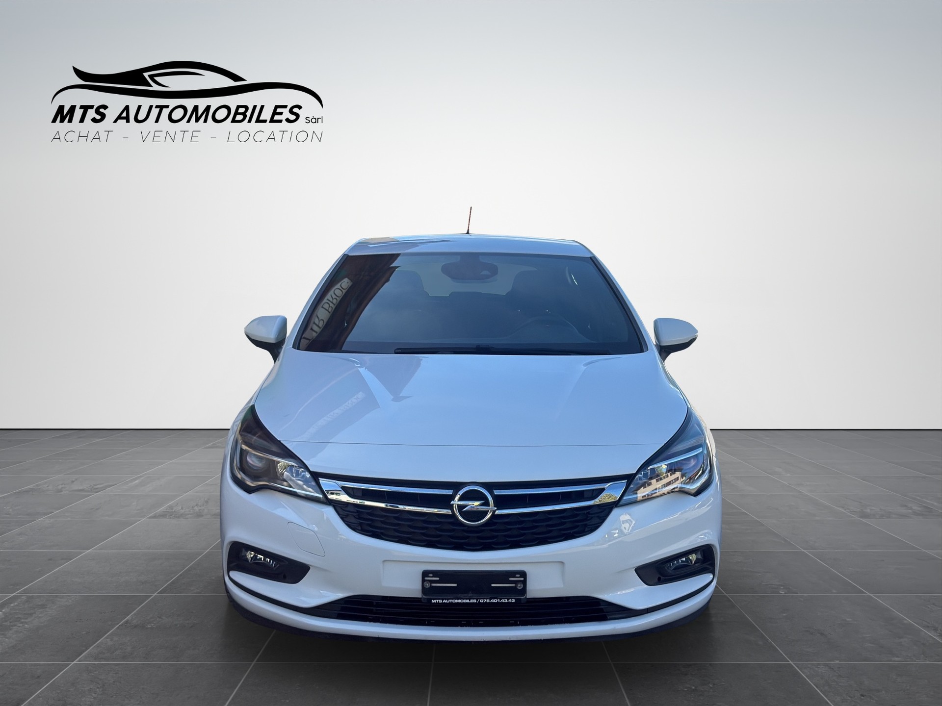 OPEL Astra 1.4i Turbo-image-1