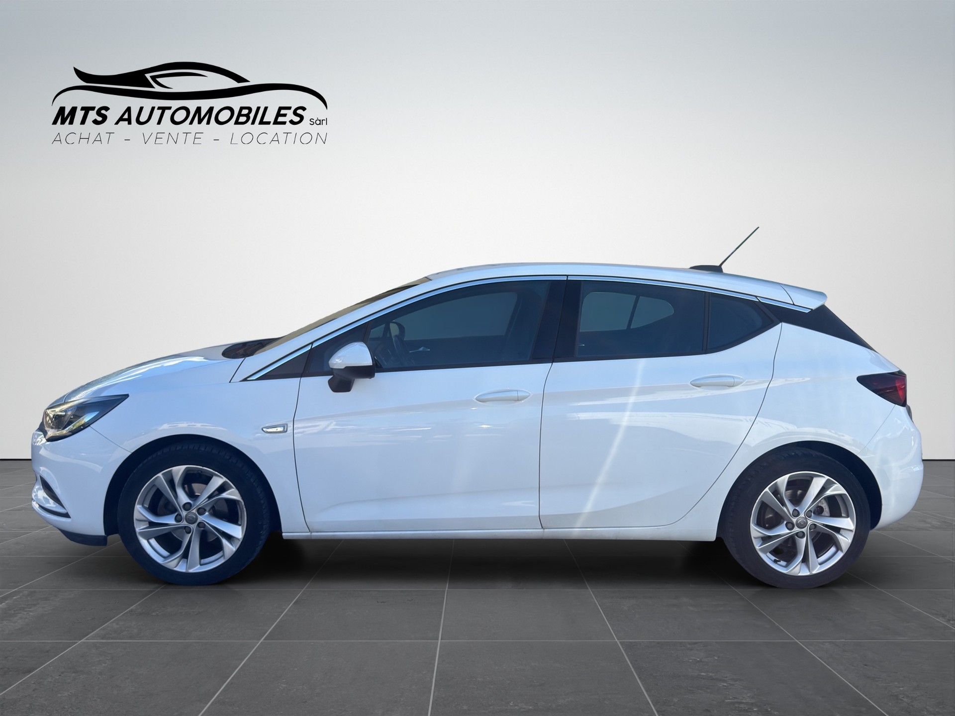 OPEL Astra 1.4i Turbo-image-2