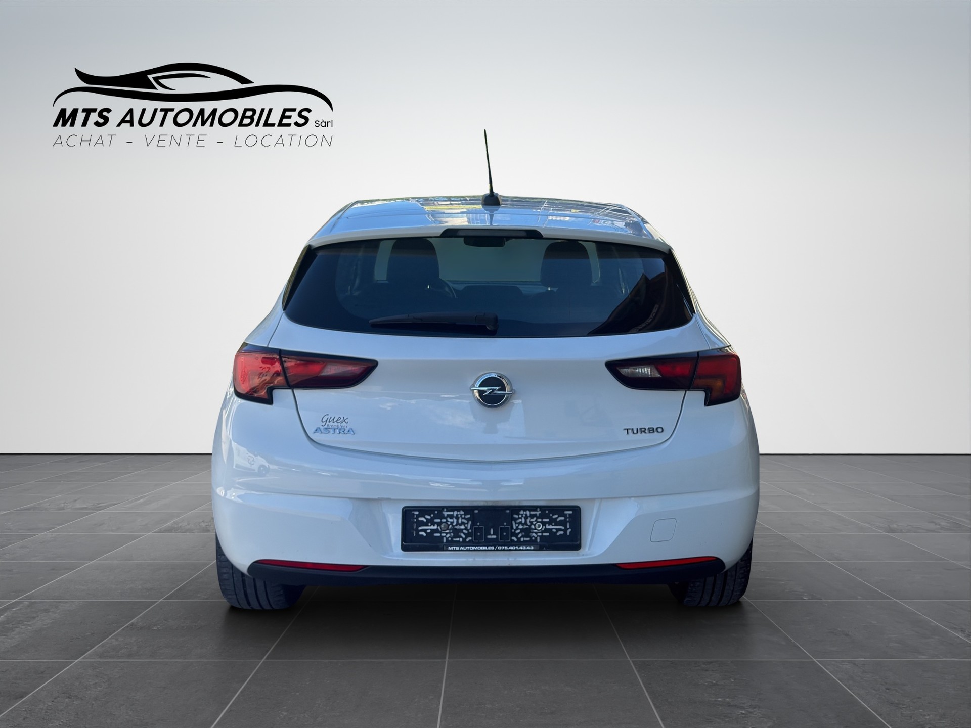 OPEL Astra 1.4i Turbo-image-4