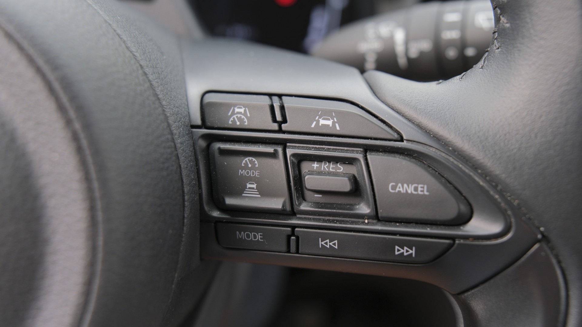 TOYOTA Yaris Cross 1.5 Trend e-CVT-image-18