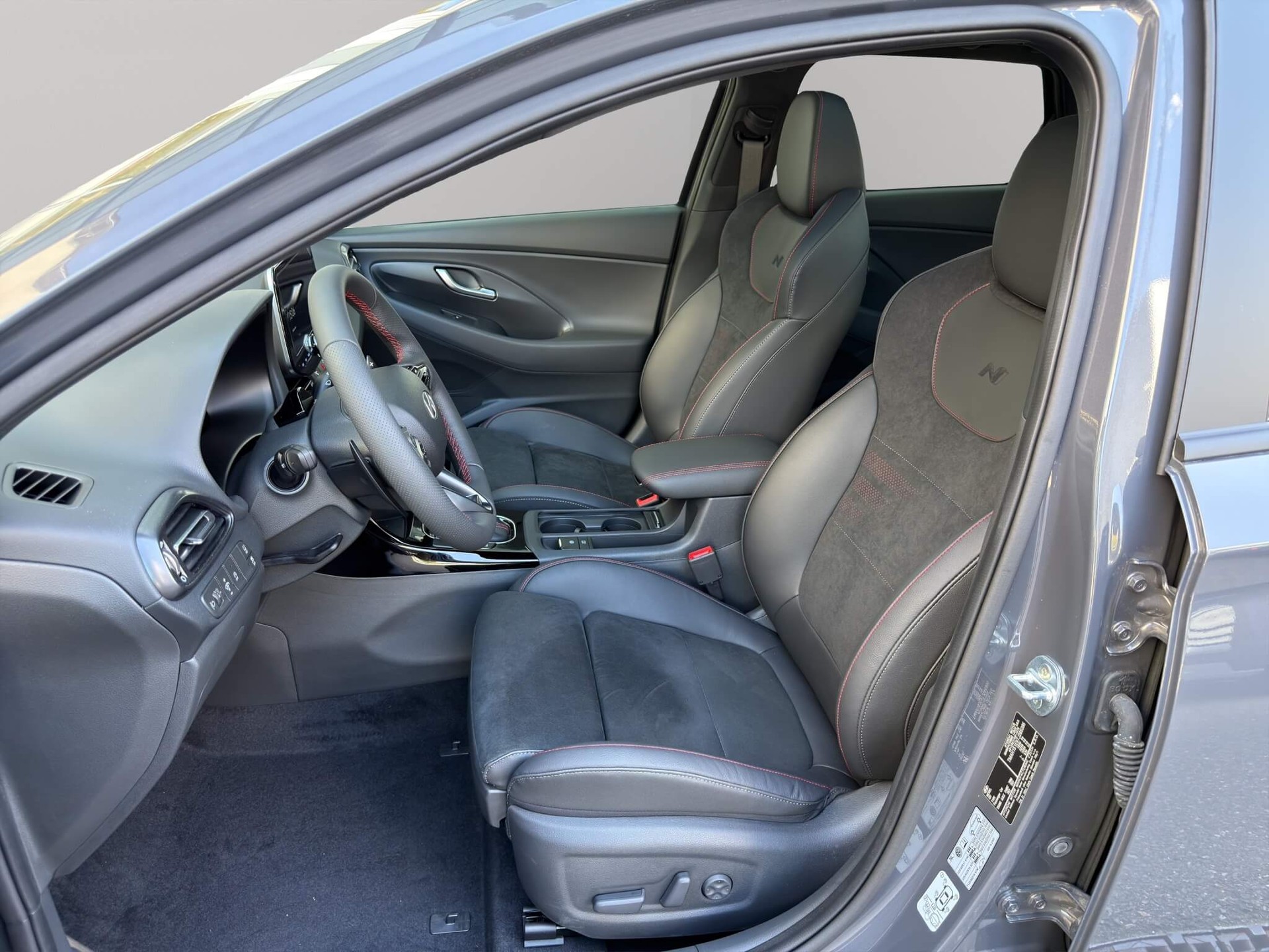 HYUNDAI i30 1.6 T-GDi N-Line-image-6