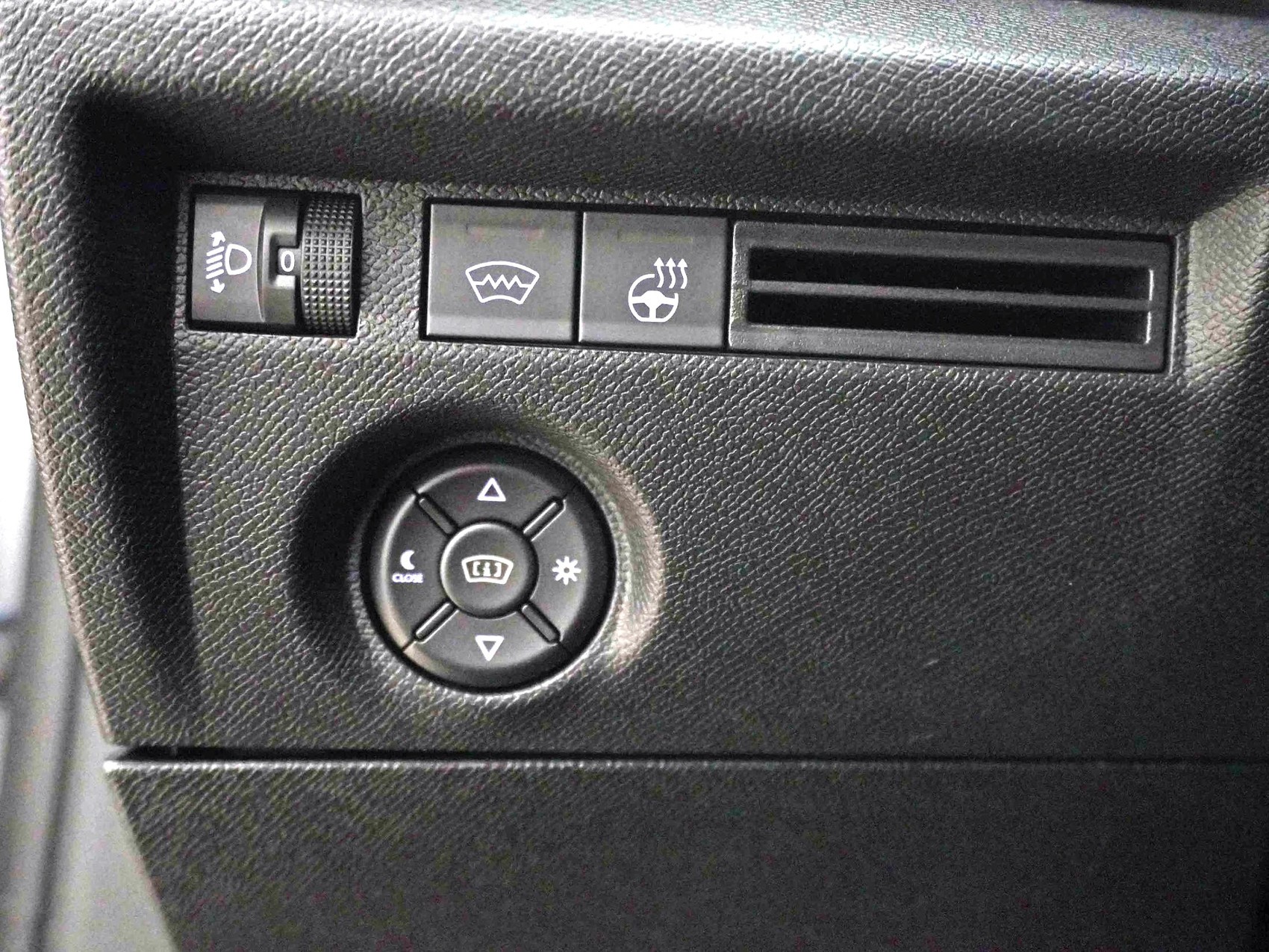 CITROEN C4 1.2 Hybrid Max-image-16