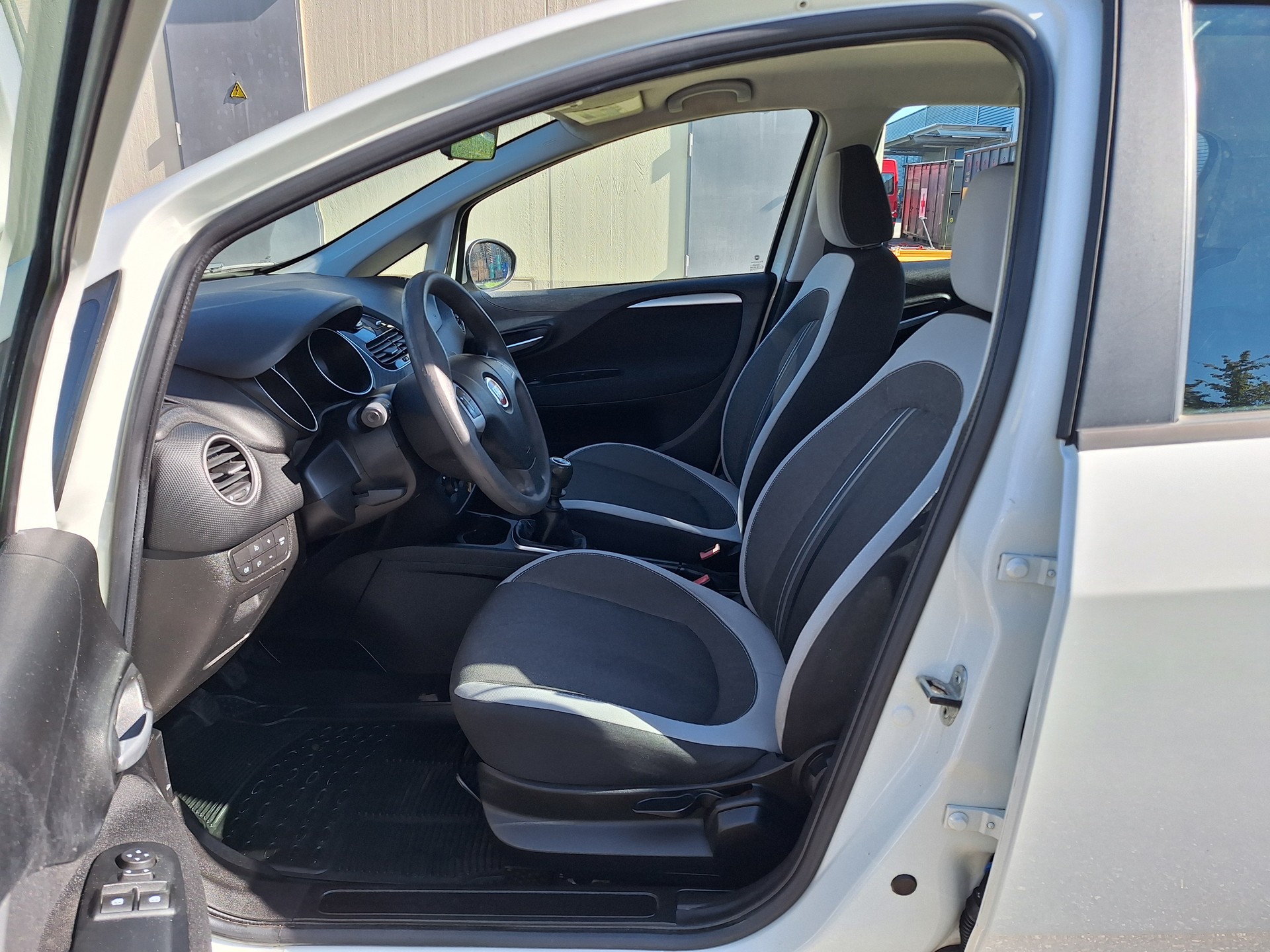 FIAT Punto 1.2 Pop-image-6