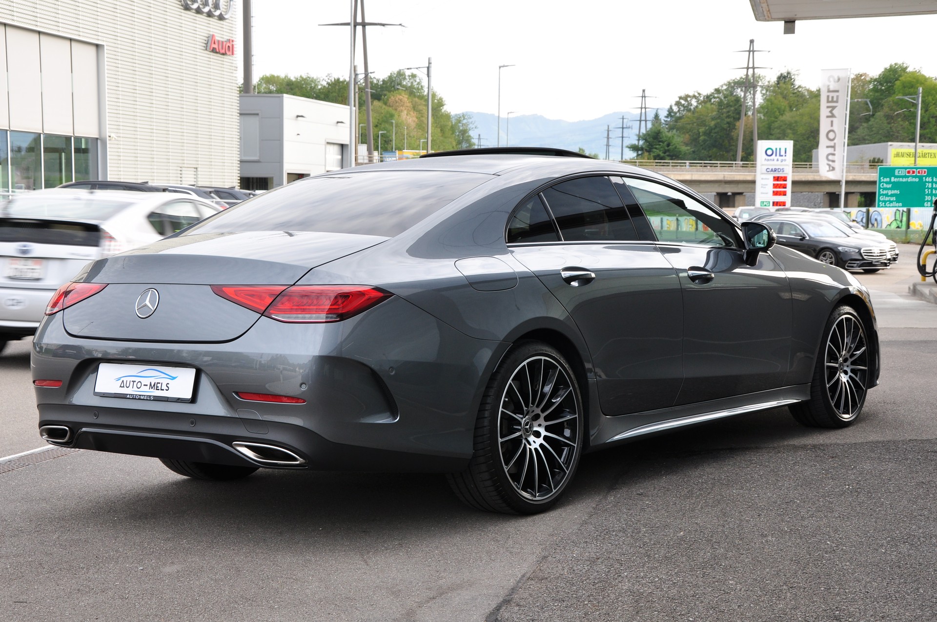 MERCEDES-BENZ CLS 450 4Matic AMG Line 9G-Tronic-image-8