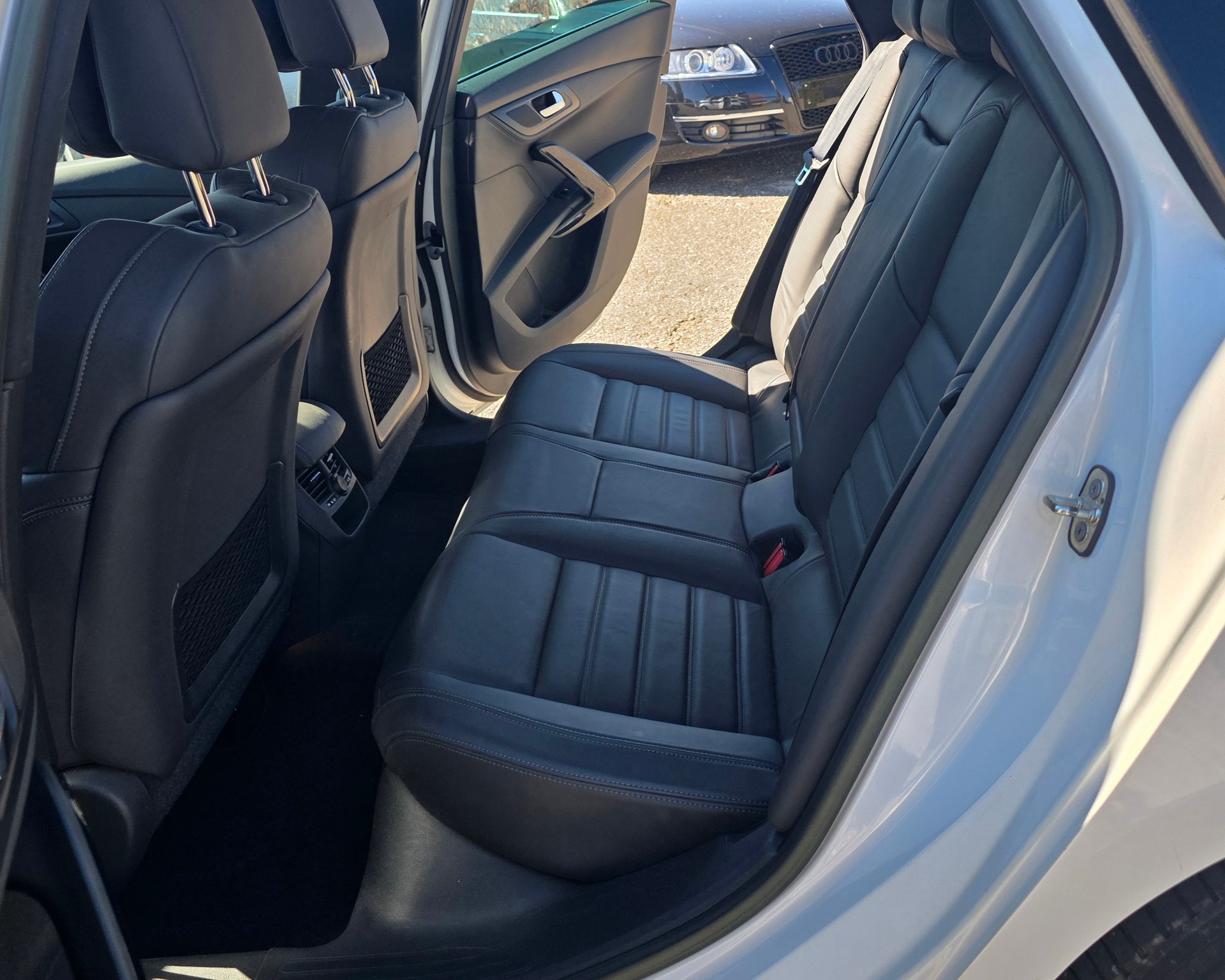 PEUGEOT 508 SW 2.2 HDI GT Automatic-image-7