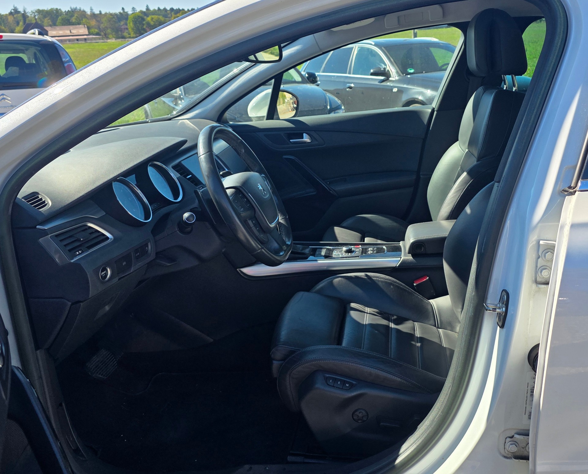 PEUGEOT 508 SW 2.2 HDI GT Automatic-image-6