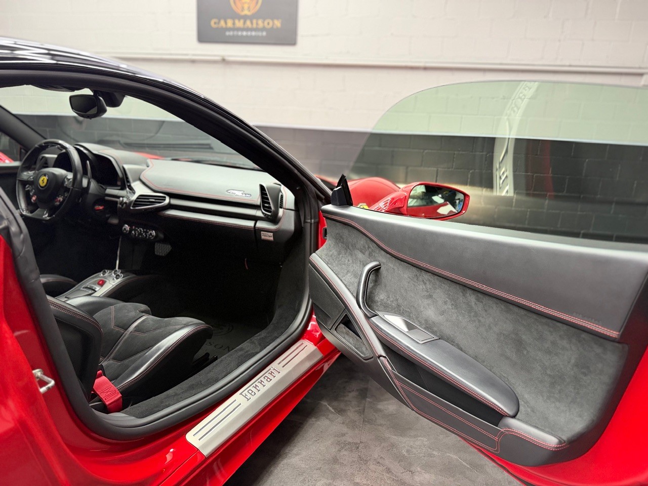 FERRARI 458 Italia 4.5 V8 | Racing Carbon Sitze | Carbon LED Lenkrad | Bicolor | Ferrari Servicegepflegt | Steinschlagschutzfolie-image-18