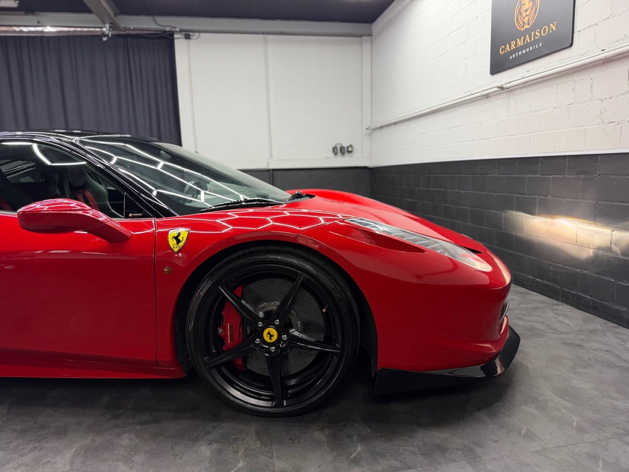 FERRARI 458 Italia 4.5 V8 | Racing Carbon Sitze | Carbon LED Lenkrad | Bicolor | Ferrari Servicegepflegt | Steinschlagschutzfolie-image-9