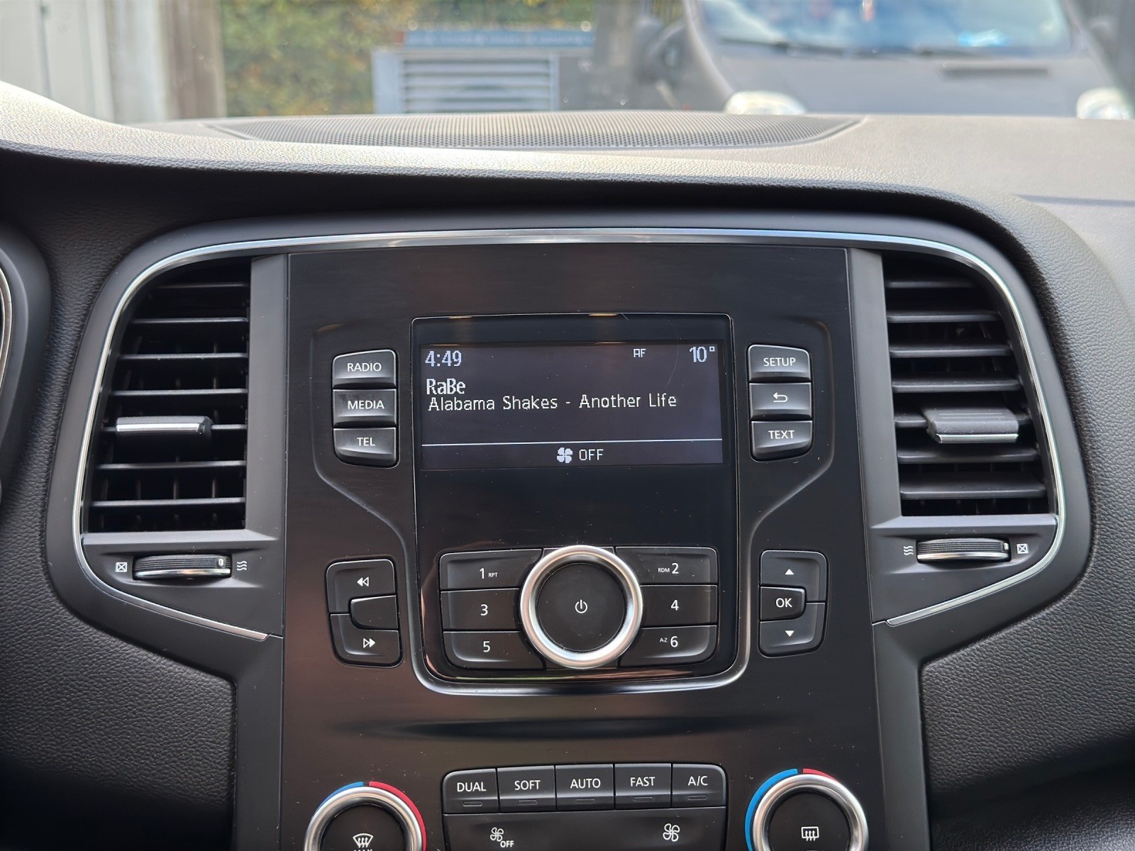RENAULT Mégane Grandtour 1.5 dCi Business EDC-image-12