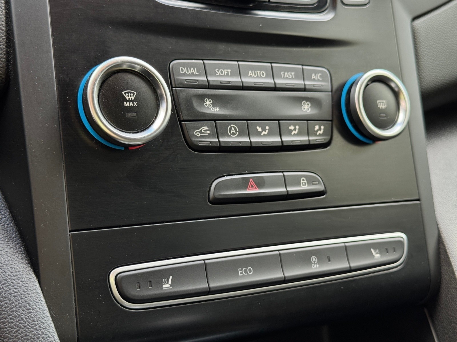 RENAULT Mégane Grandtour 1.5 dCi Business EDC-image-16
